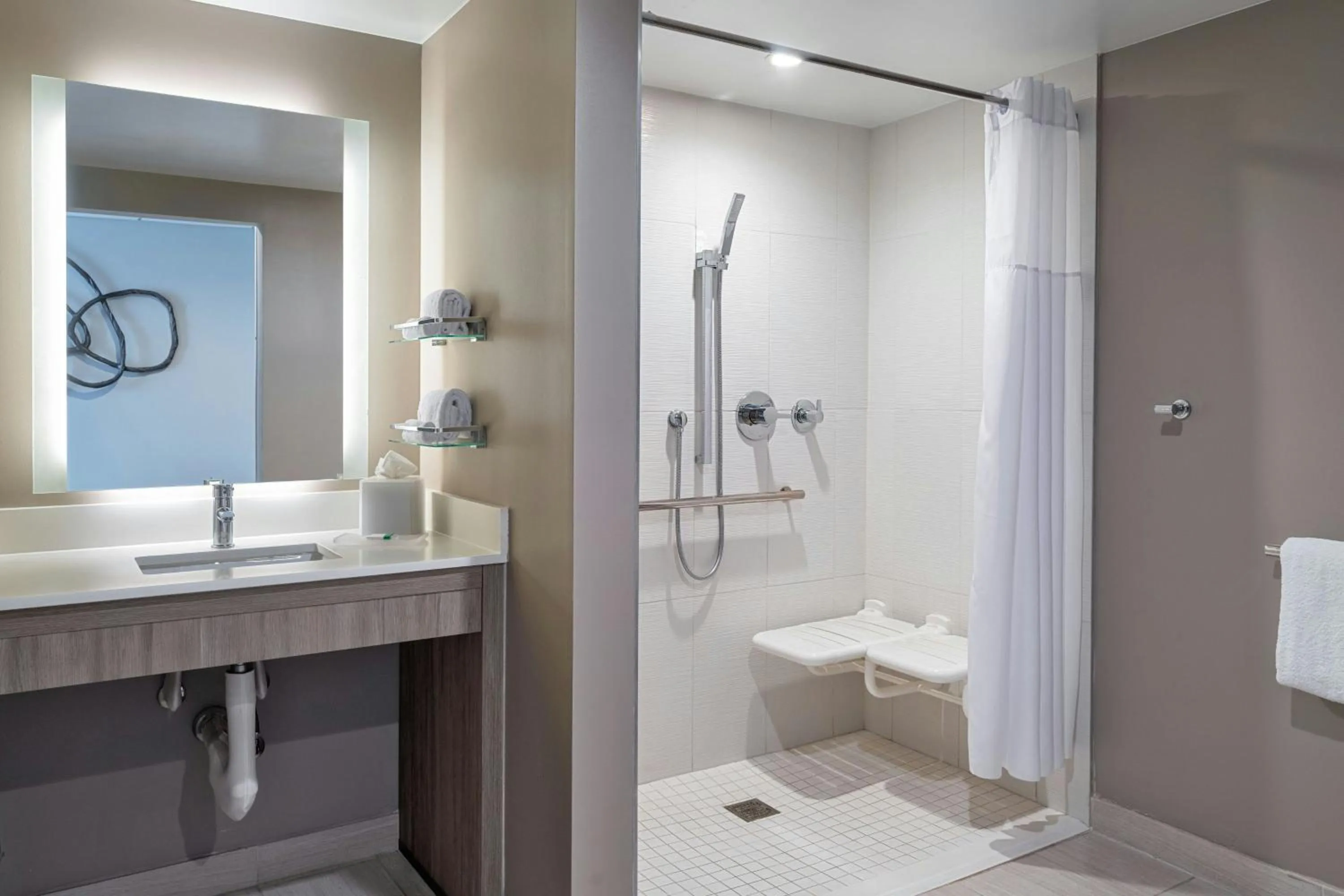 Bathroom in Residence Inn Miami Sunny Isles Beach