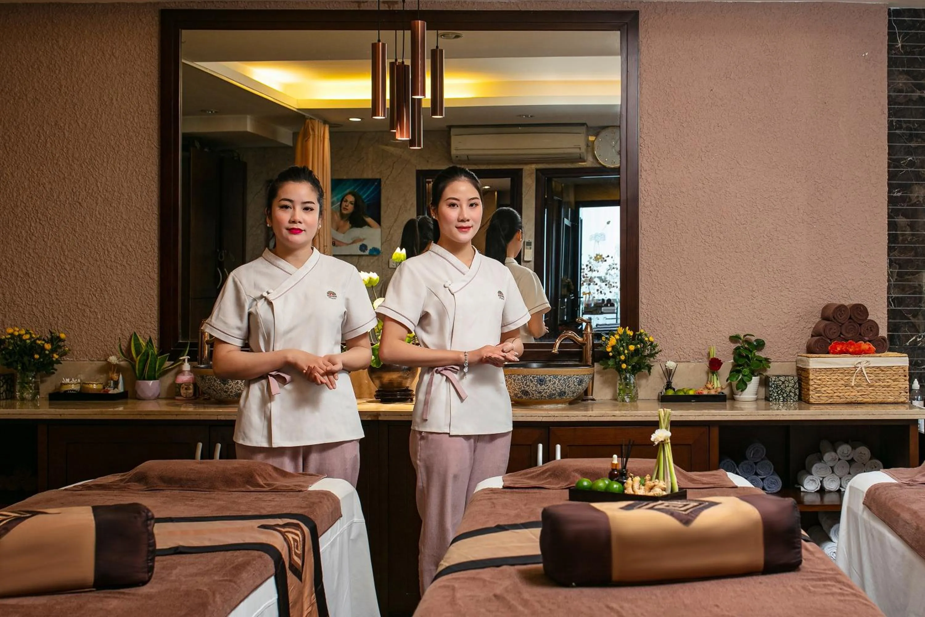 Massage in Hong Ngoc Cochinchine Boutique Hotel & Spa