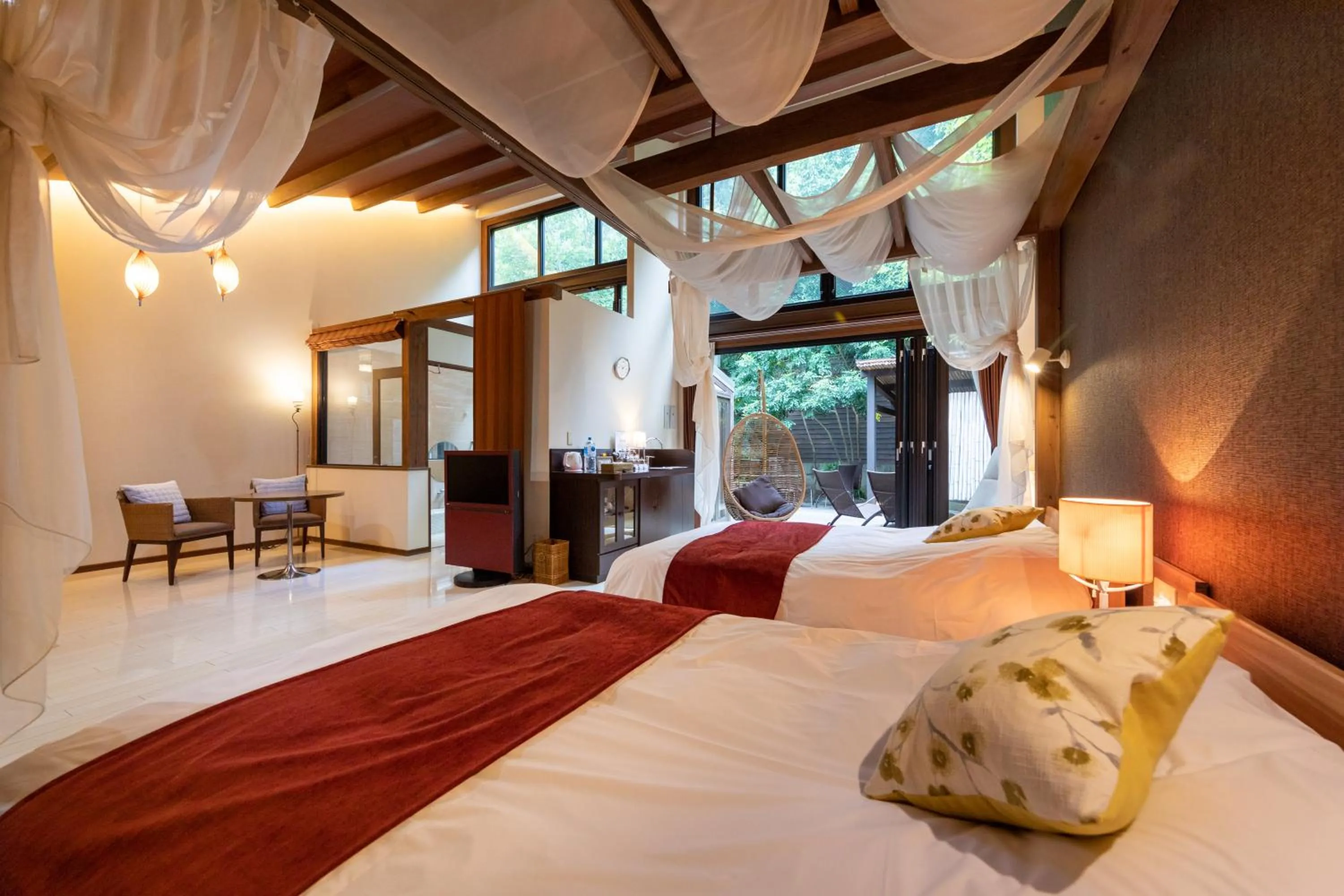 Photo of the whole room, Bed in Mori no Nanakusa