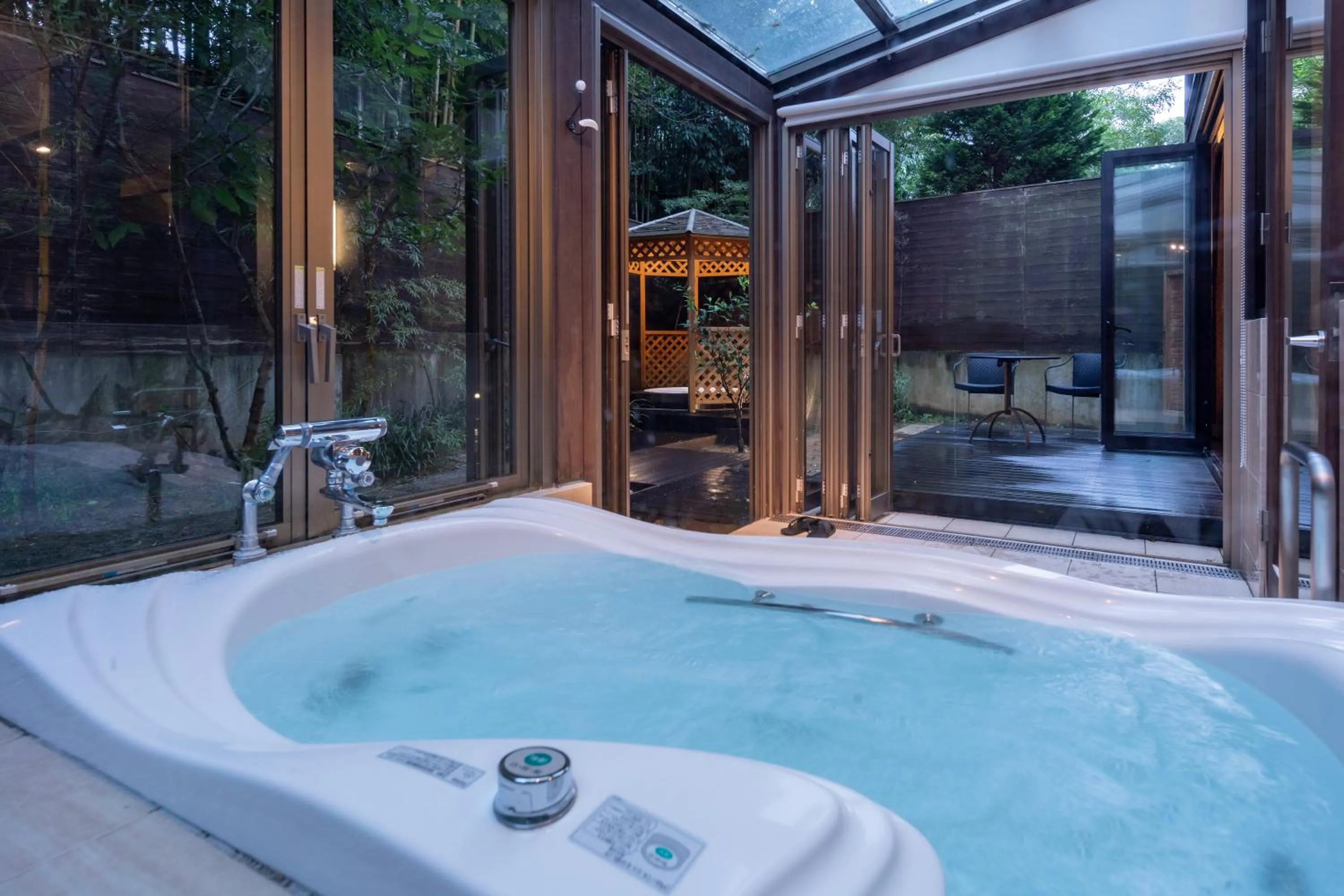 Hot Tub in Mori no Nanakusa