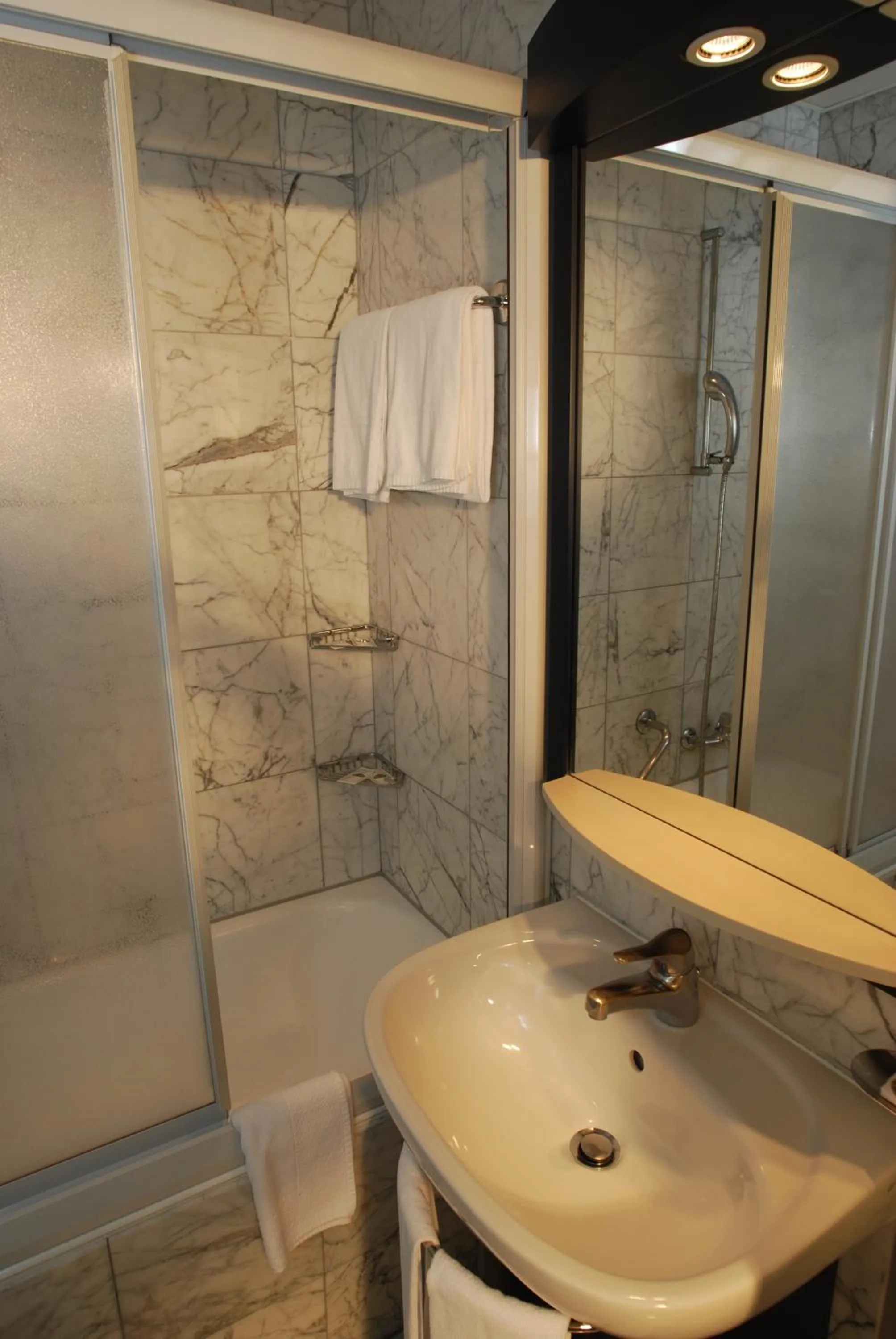 Bathroom in Hotel&Hostel Montarina