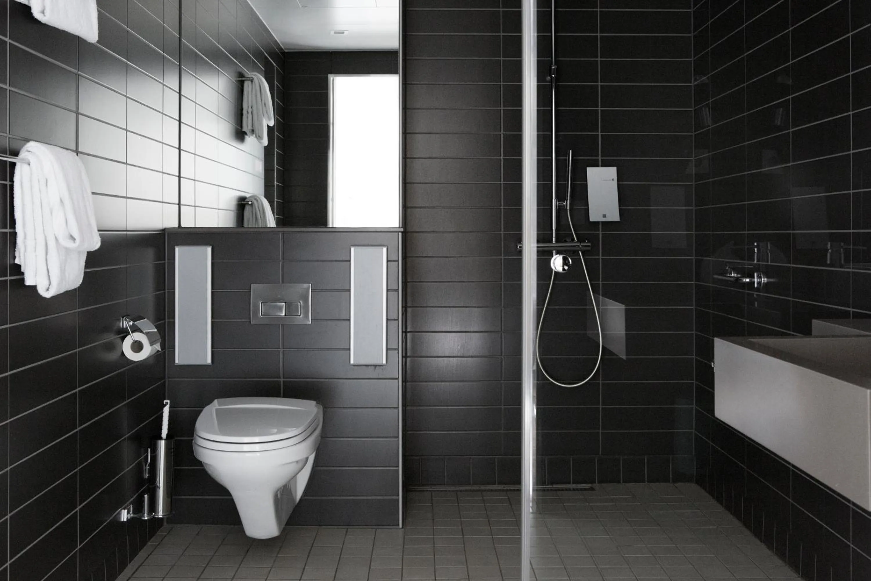 Photo of the whole room in Comfort Hotel Square