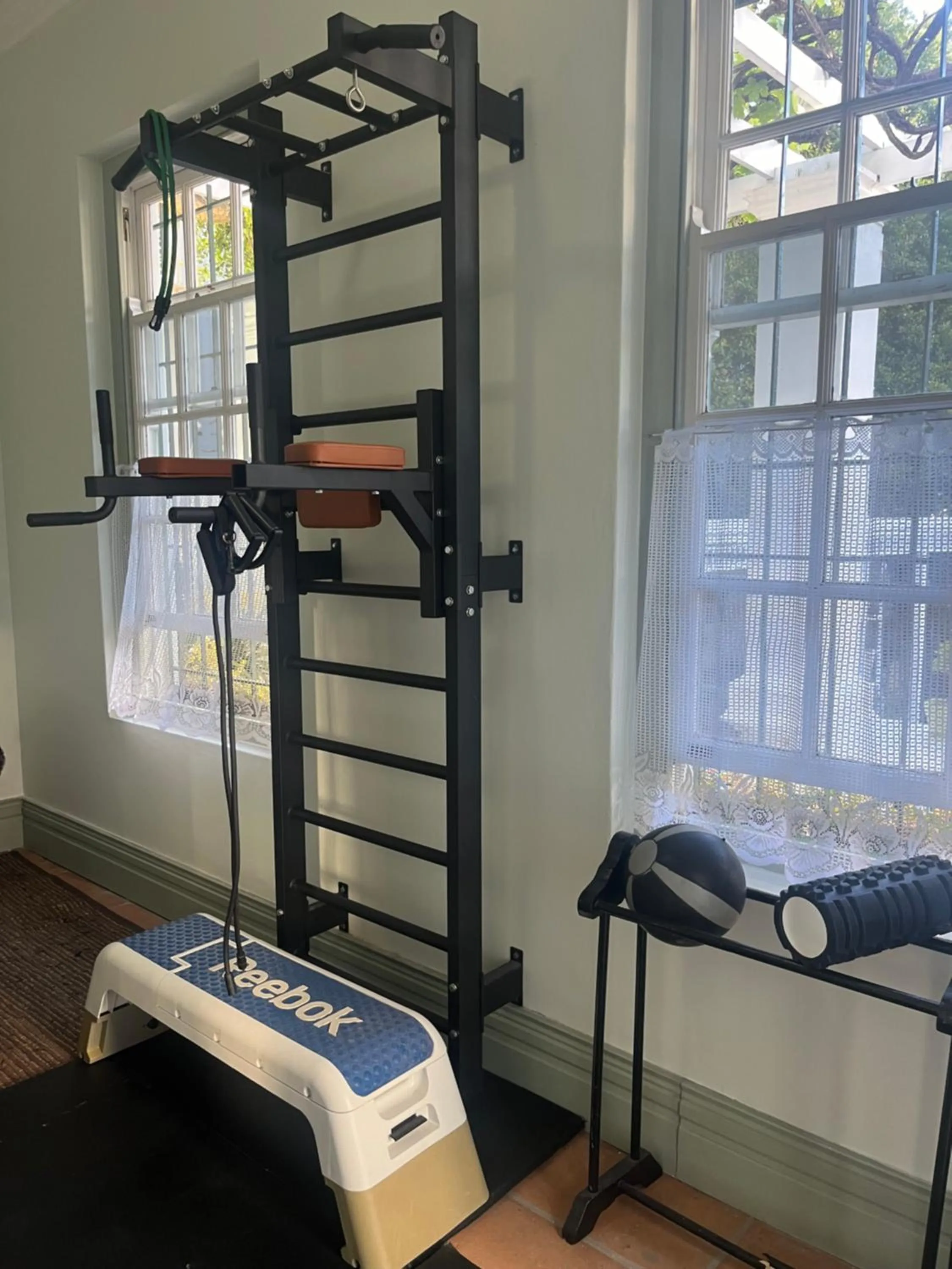 Fitness centre/facilities in Mountain Manor Guest House & Executive Suites