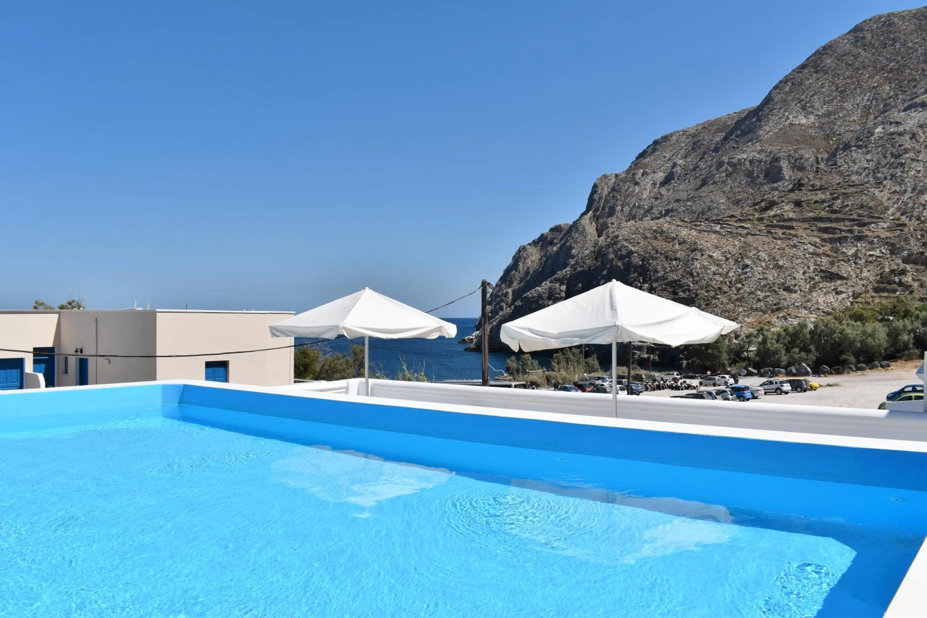 Restaurant/places to eat in Zacharakis Studios