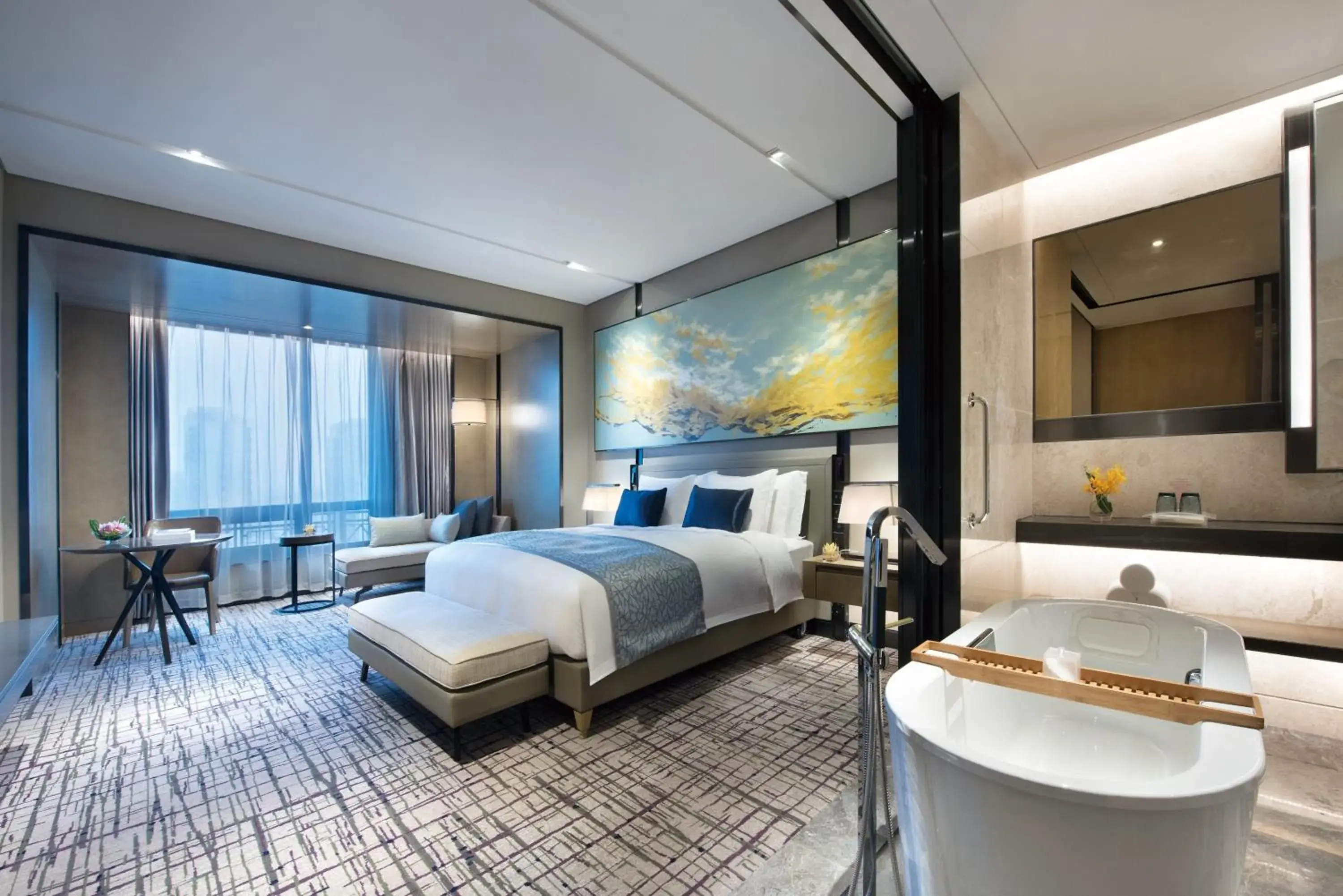 Standard Double Room with Two Double Beds in Crowne Plaza Shanghai Pujiang by IHG Standard Double Room with Two Double Beds in Crowne Plaza Shanghai Pujiang by IHG
