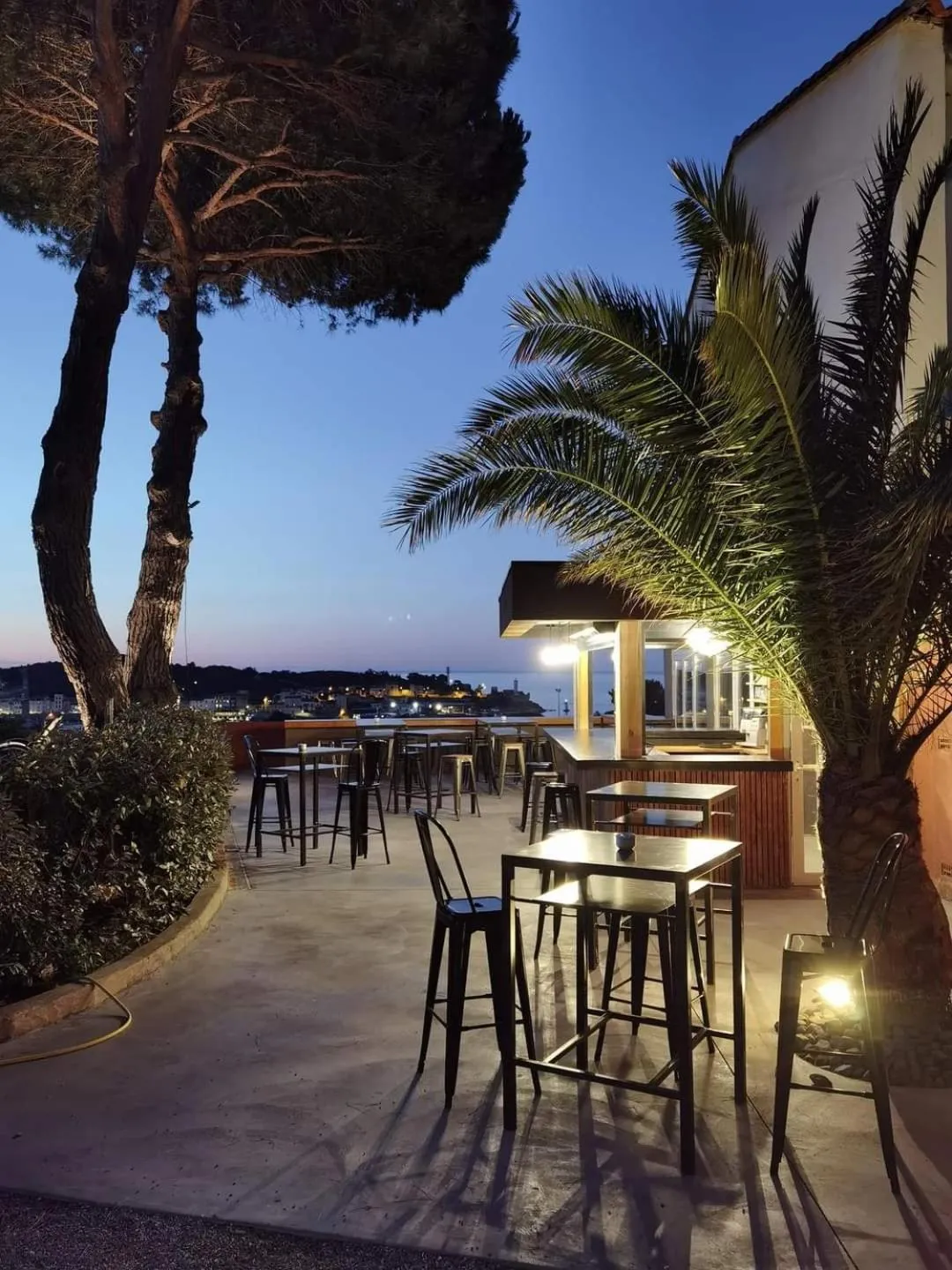 Lounge or bar in Les Jardins du Cèdre, Boutique hôtel & gastronomie