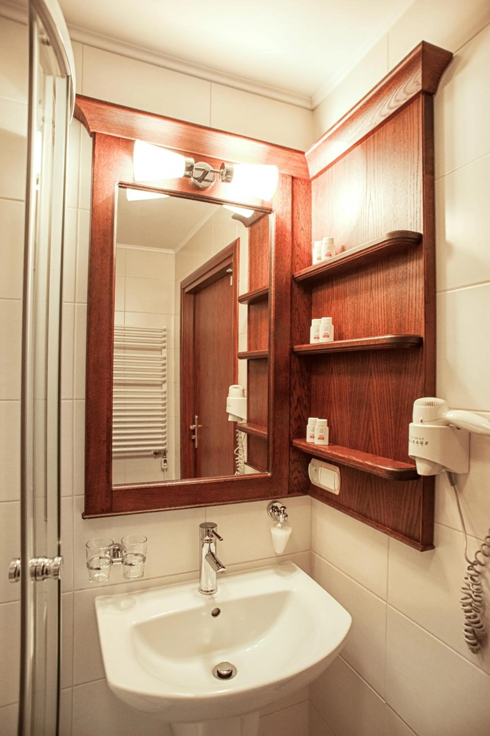 Bathroom in Hotel Batory