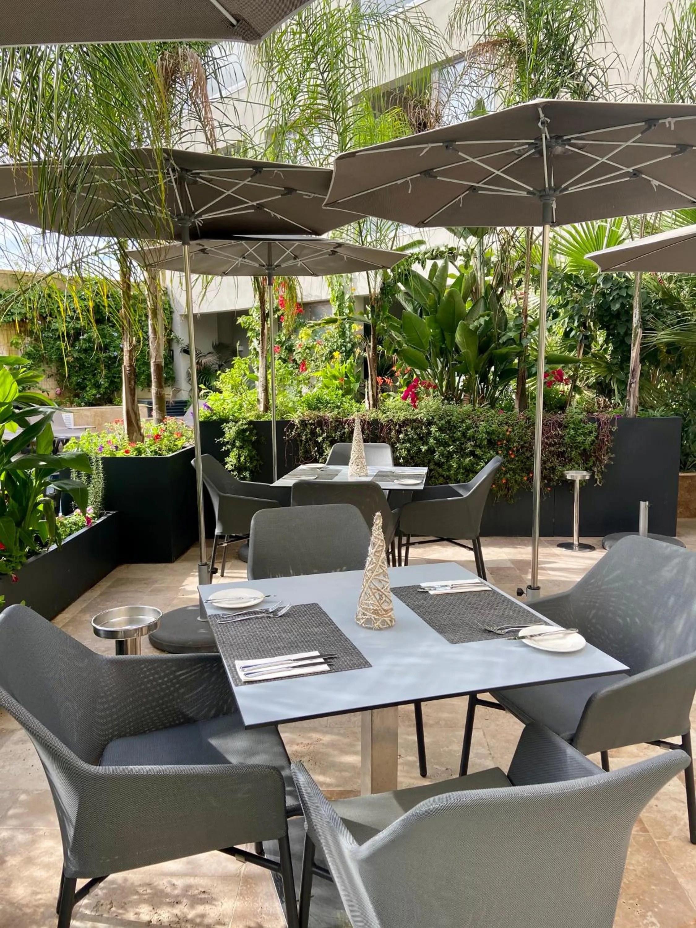 Restaurant/places to eat in The Village Boutique and SPA