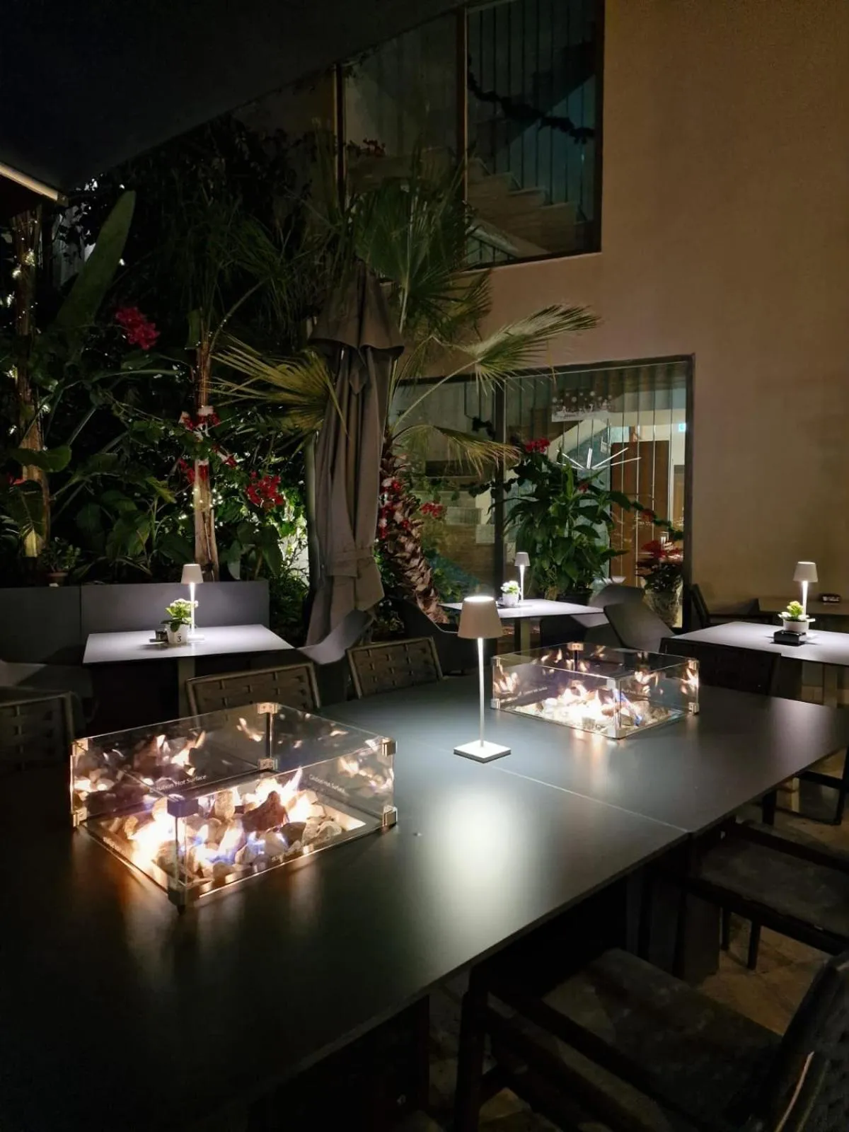 Restaurant/places to eat in The Village Boutique and SPA