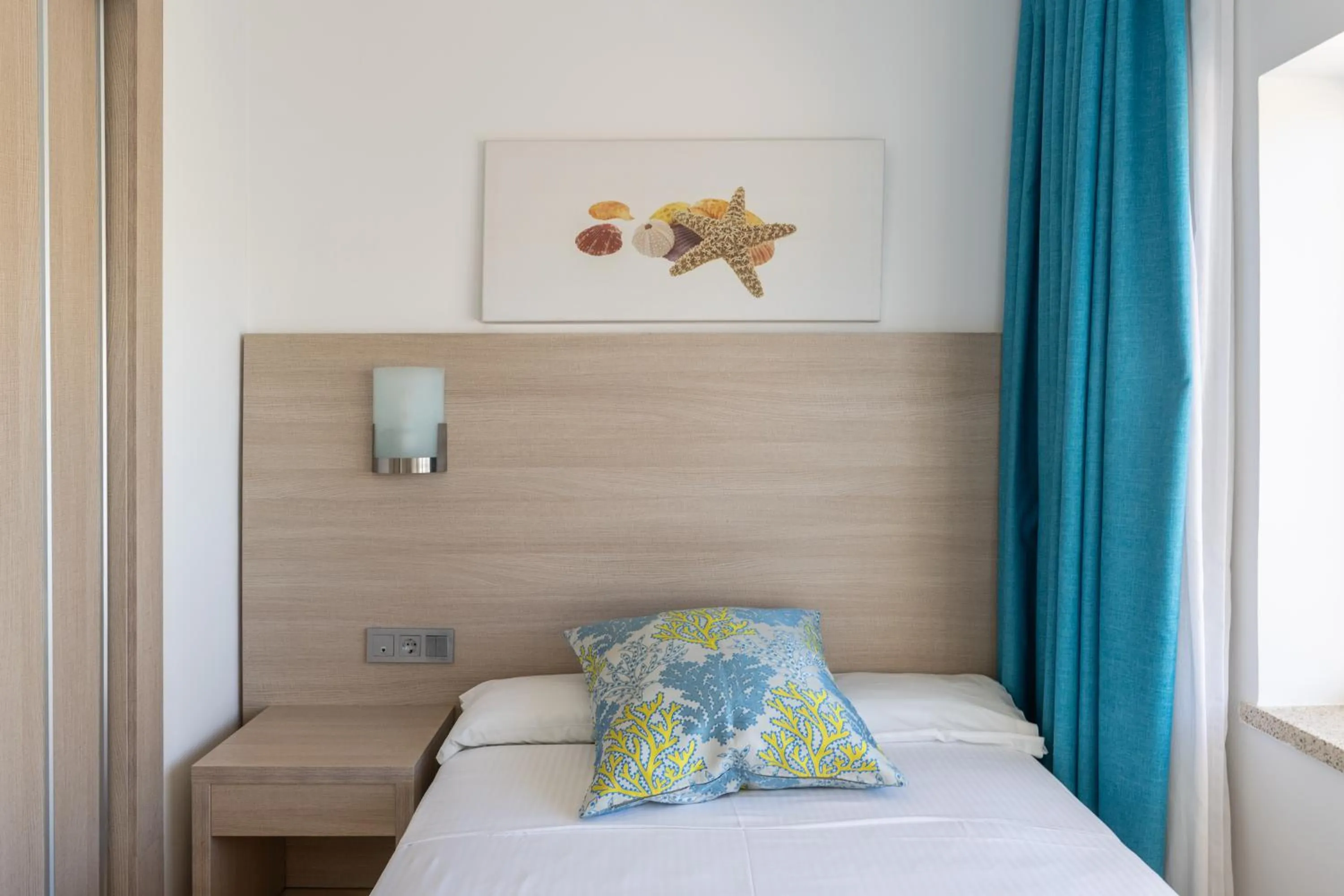 Bed in Hostal Neptuno