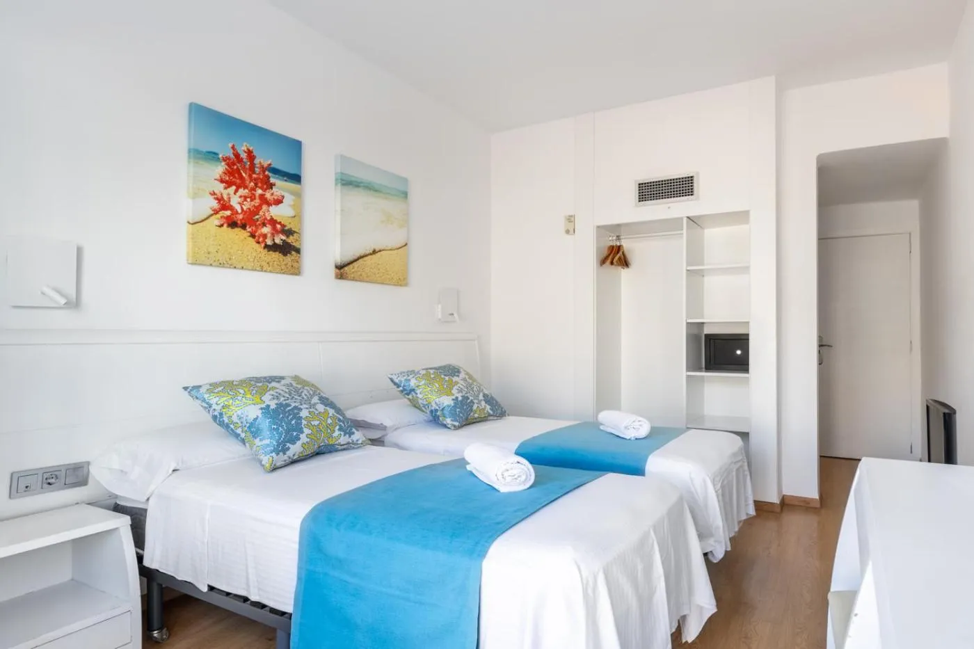 Bed in Hostal Neptuno