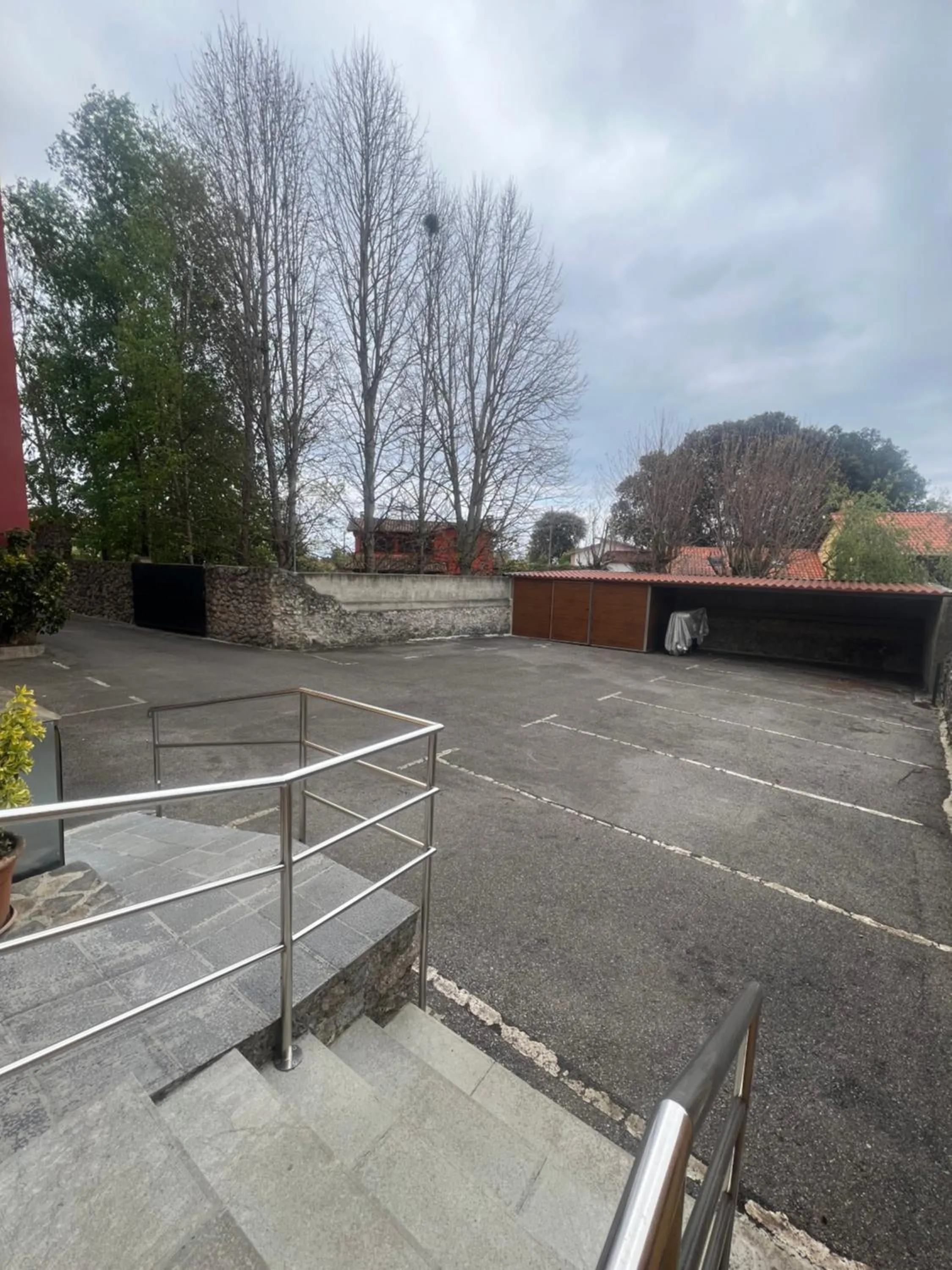 Parking in Hotel Gavitu