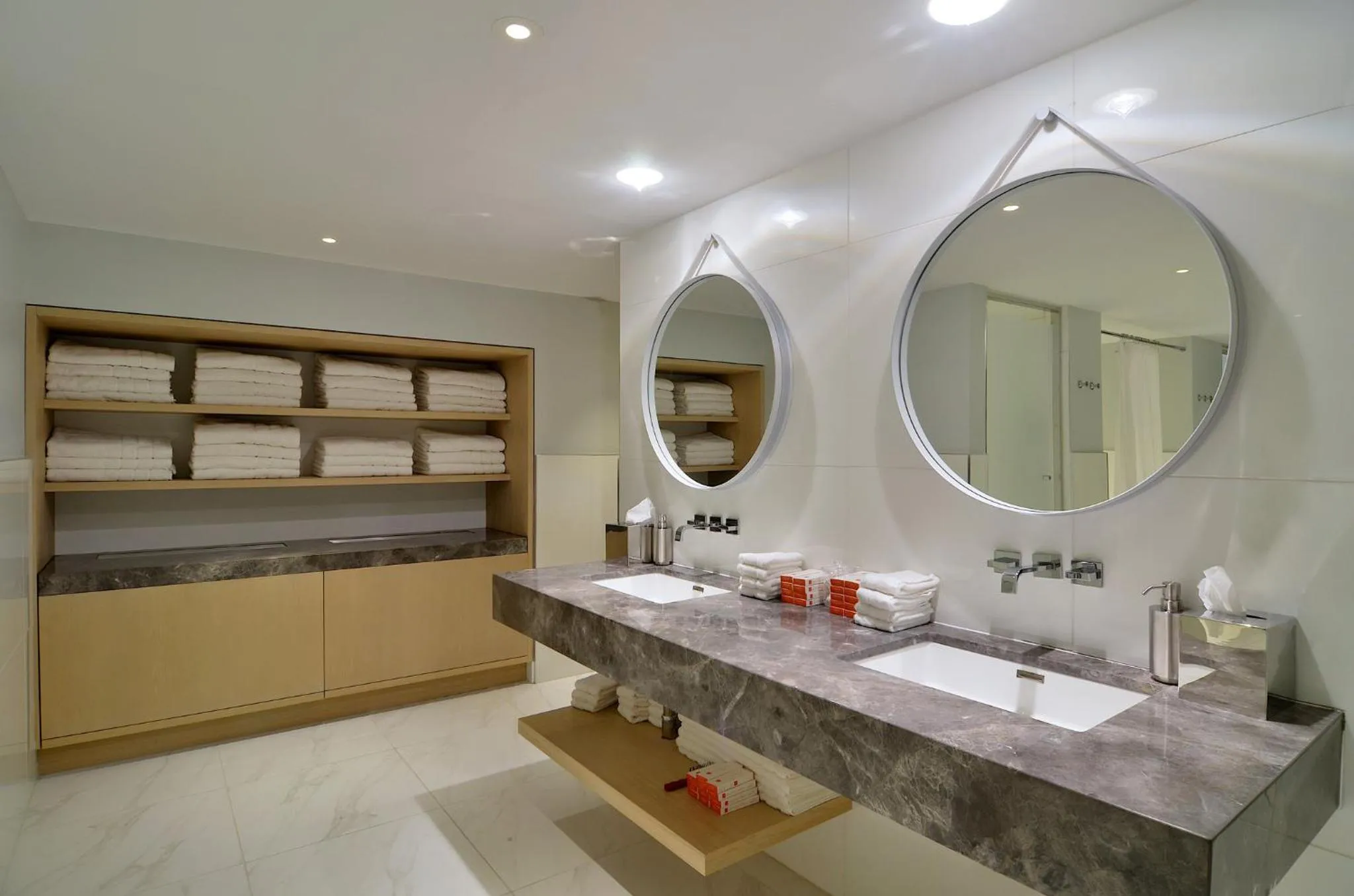 Spa and wellness centre/facilities in Loews Regency New York Hotel