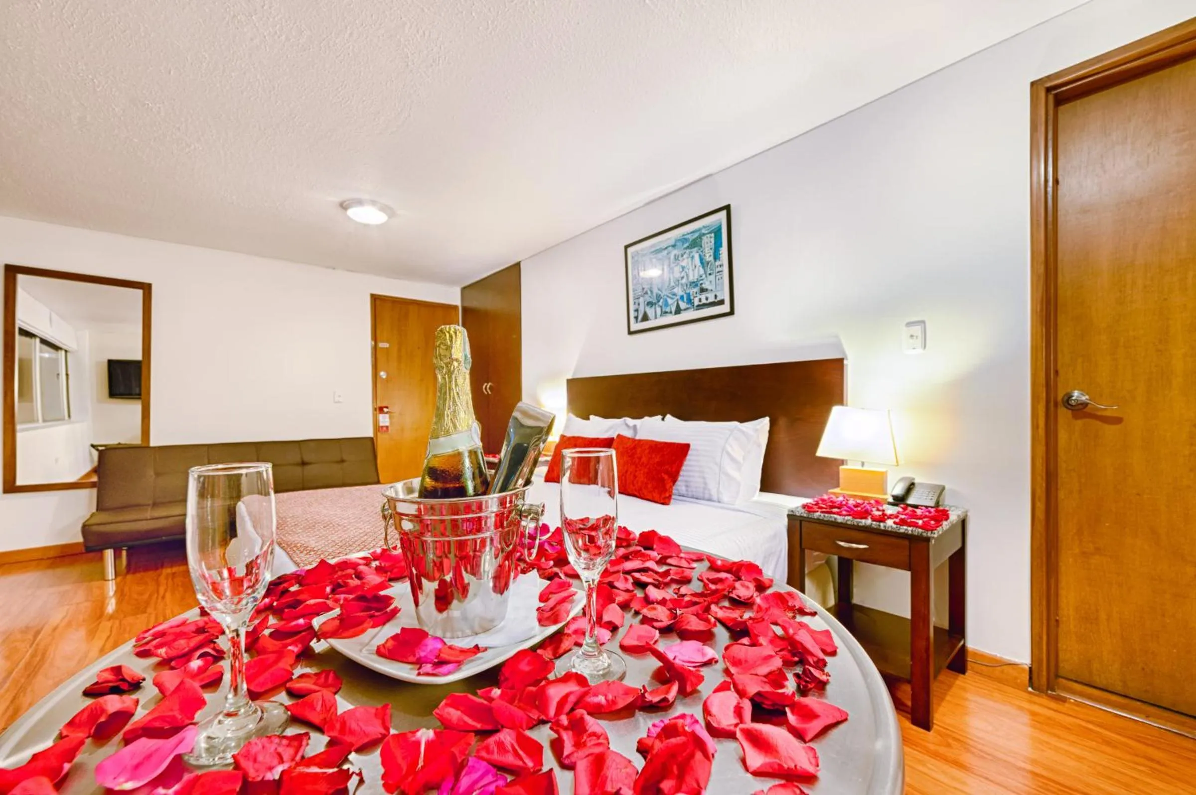 Decorative detail, Bed in Hotel Oceanía Bogotá Museo