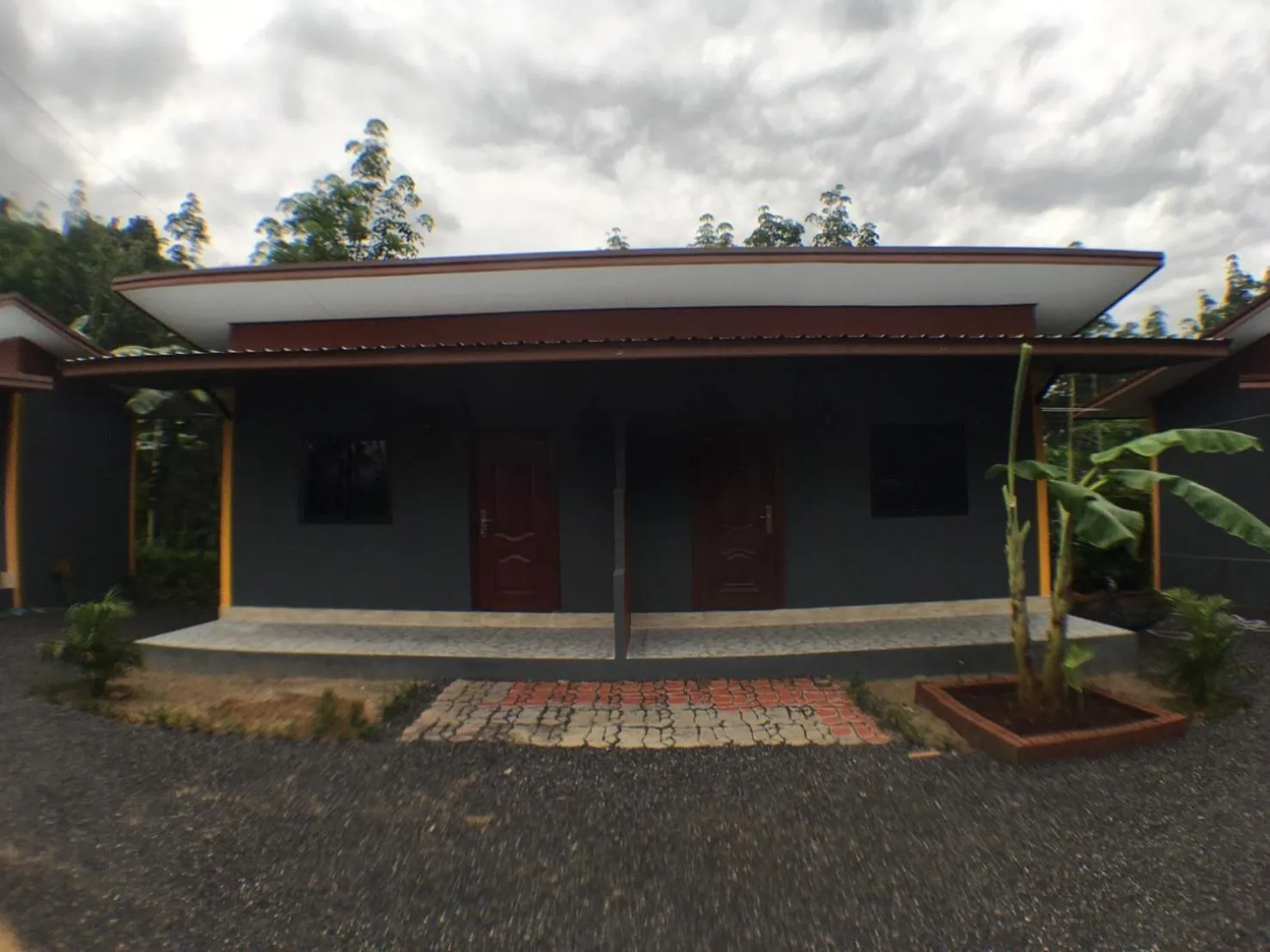 Property building in Rai Eingpu