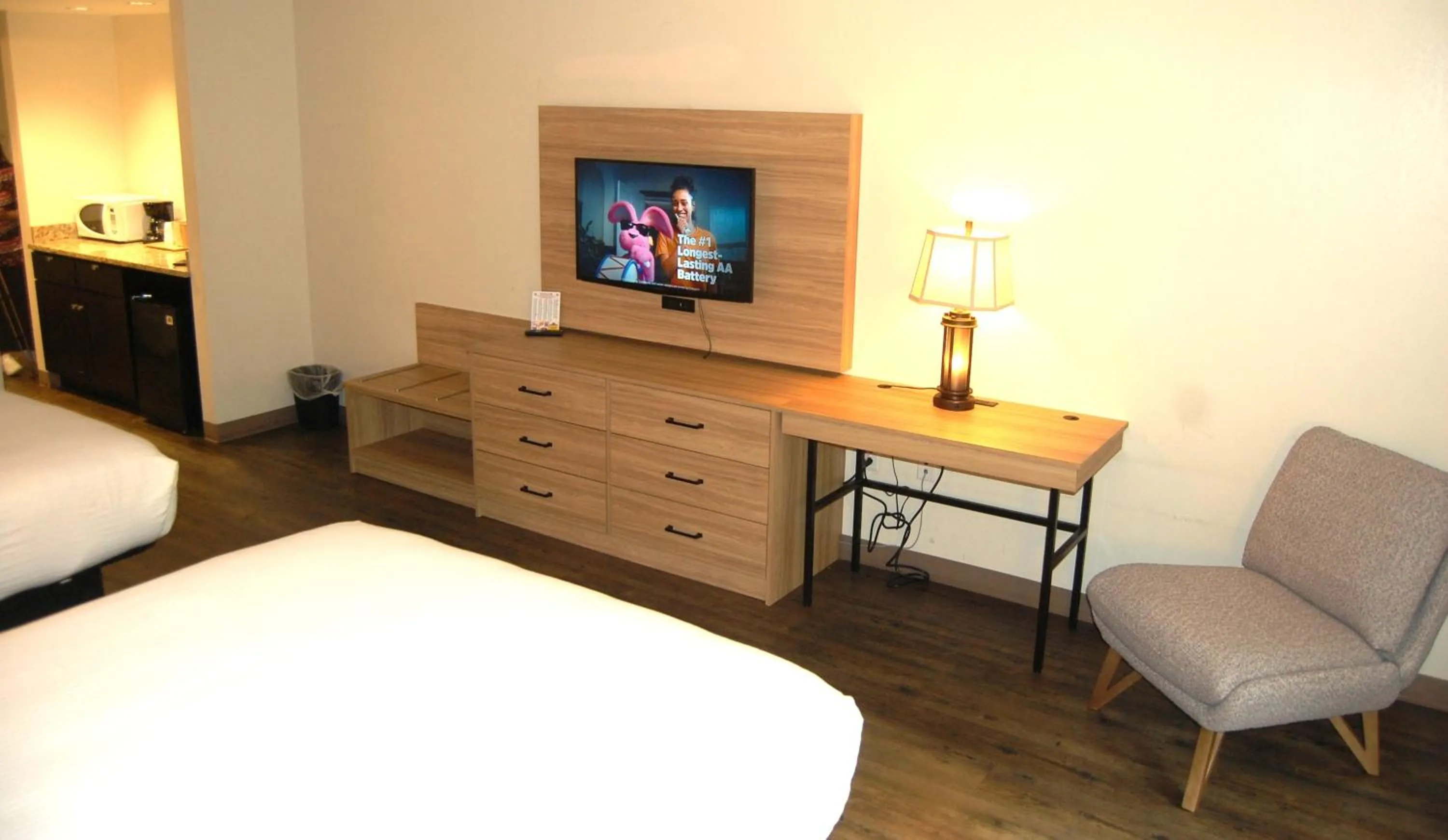 TV and multimedia, Bed in Vacation Lodge