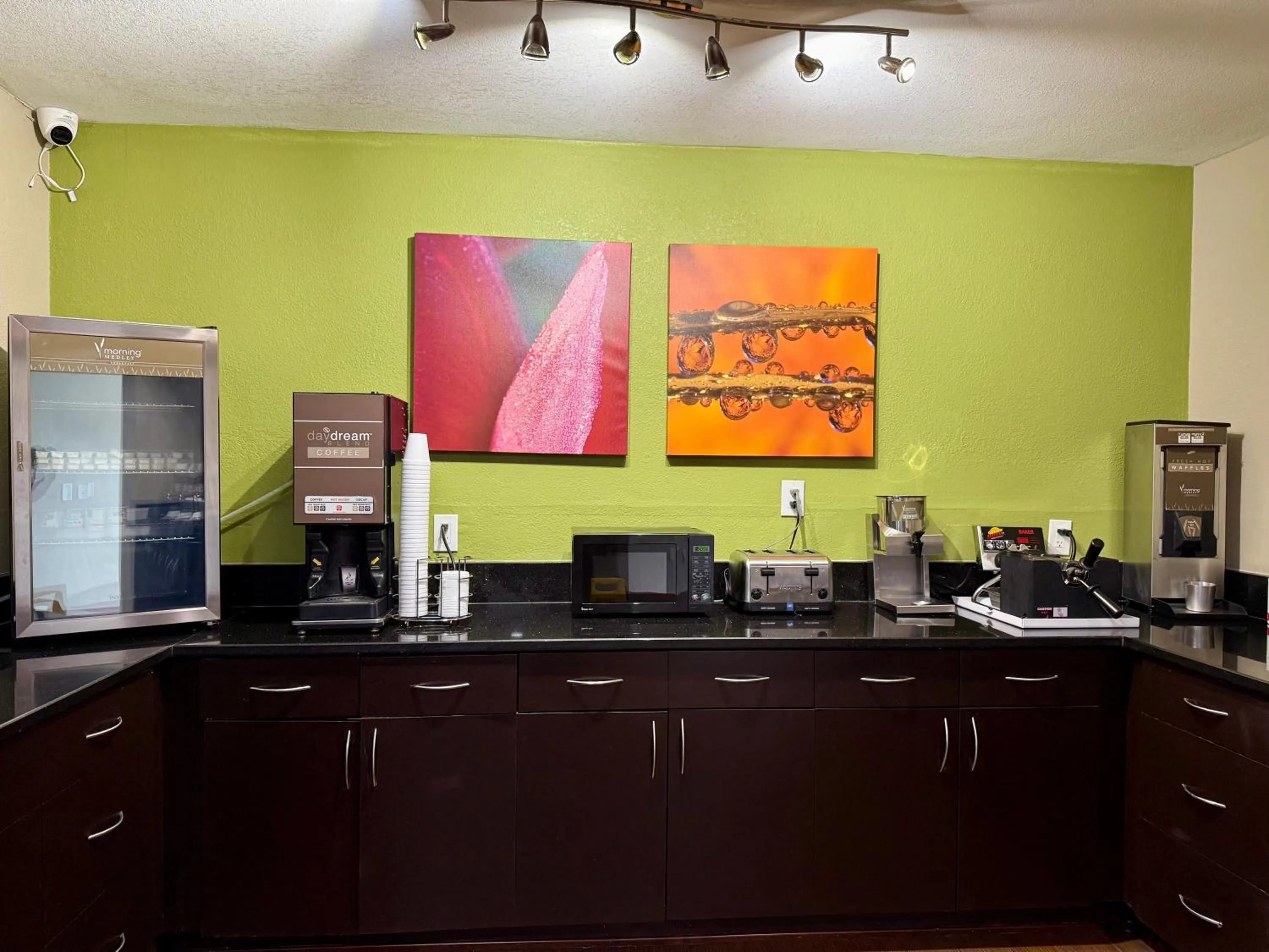 Breakfast in Sleep Inn Savannah Gateway I-95