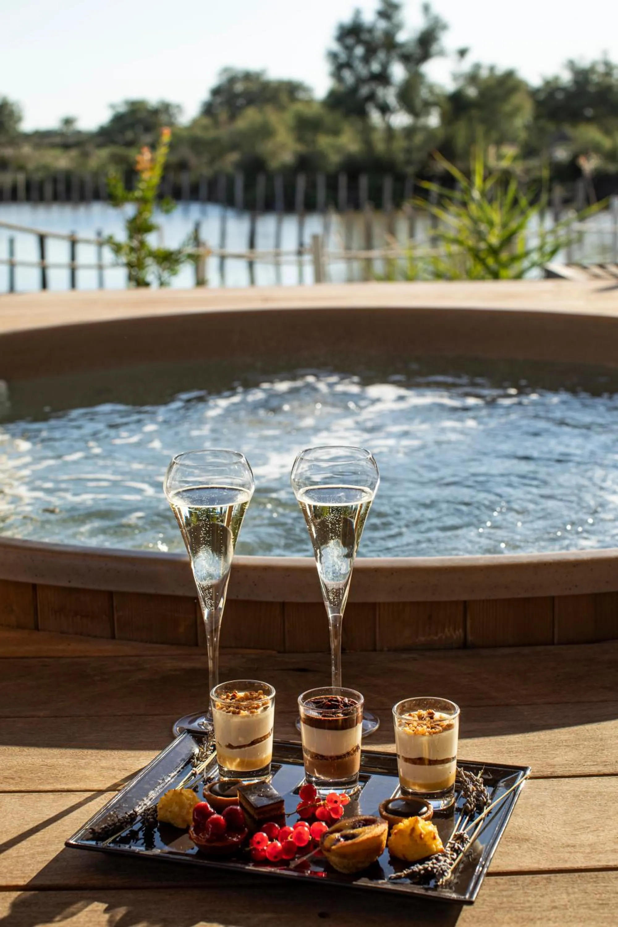 Hot Tub in Mas de la Fouque - Hôtel & Spa