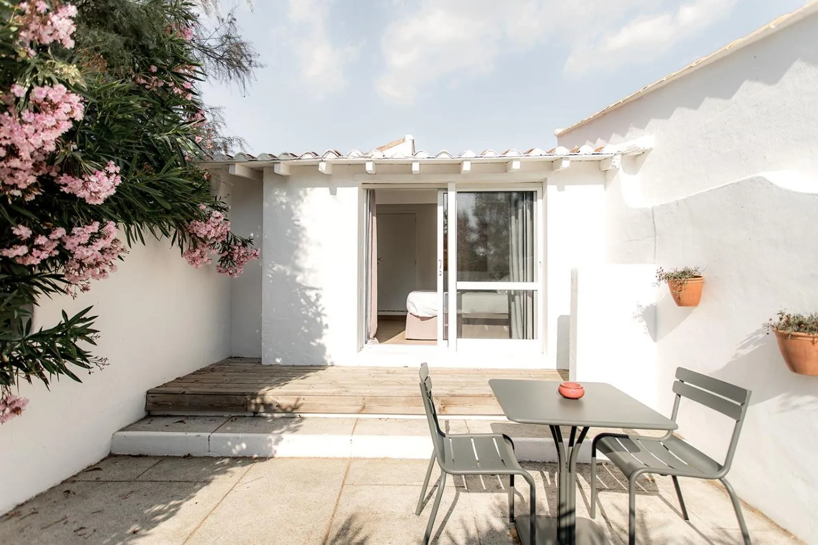 Patio in Mas de la Fouque - Hôtel & Spa