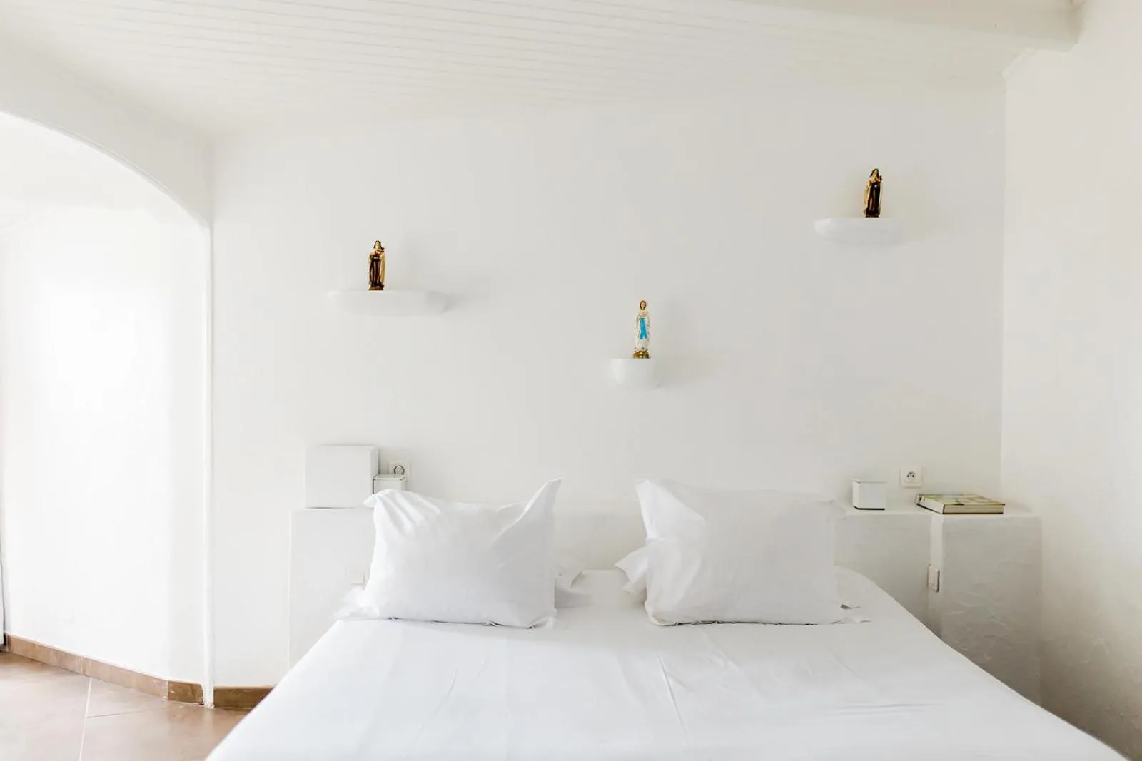 Bed in Mas de la Fouque - Hôtel & Spa