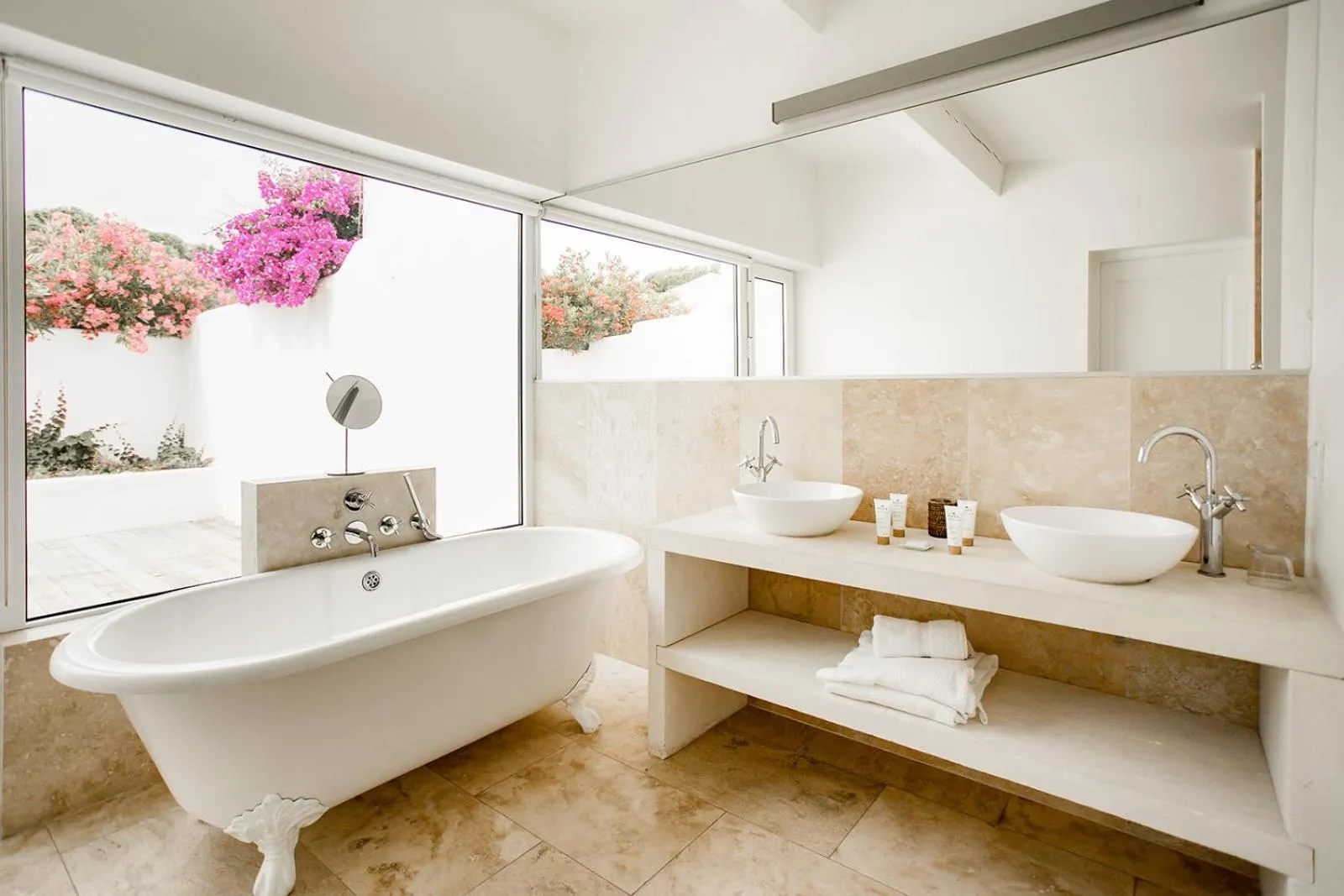 Bathroom in Mas de la Fouque - Hôtel & Spa
