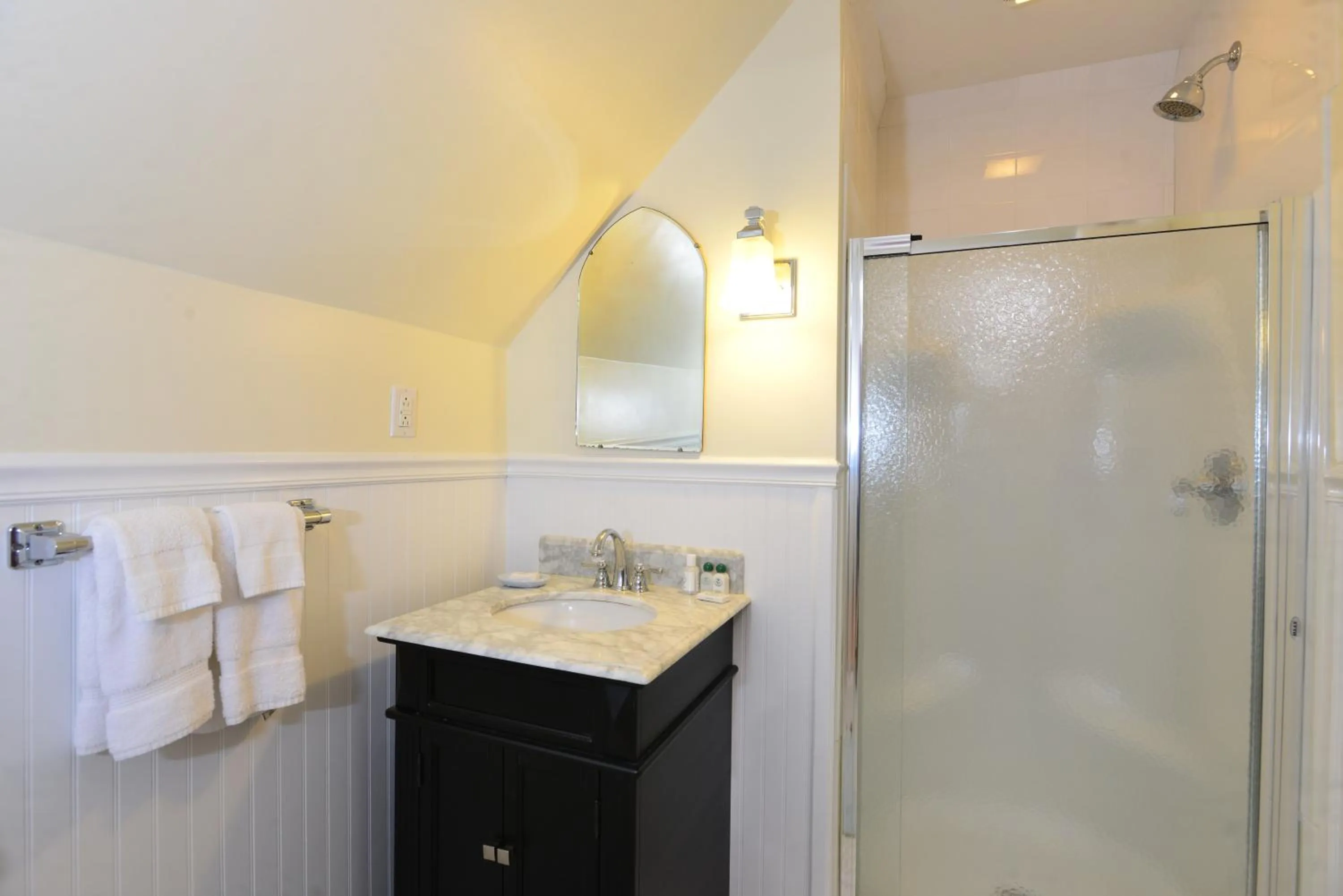 Bathroom in Wilburton Inn