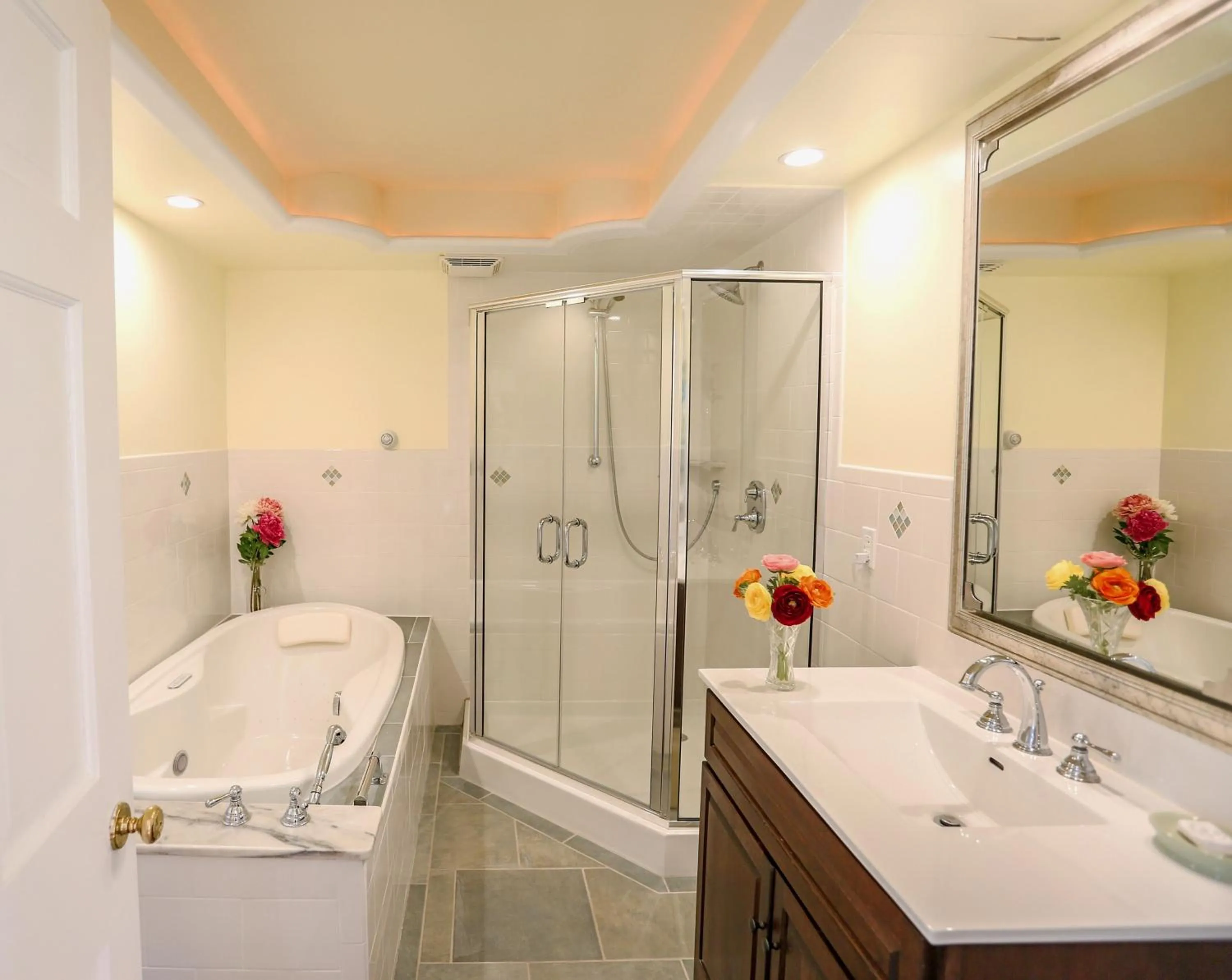 Bathroom in Wilburton Inn