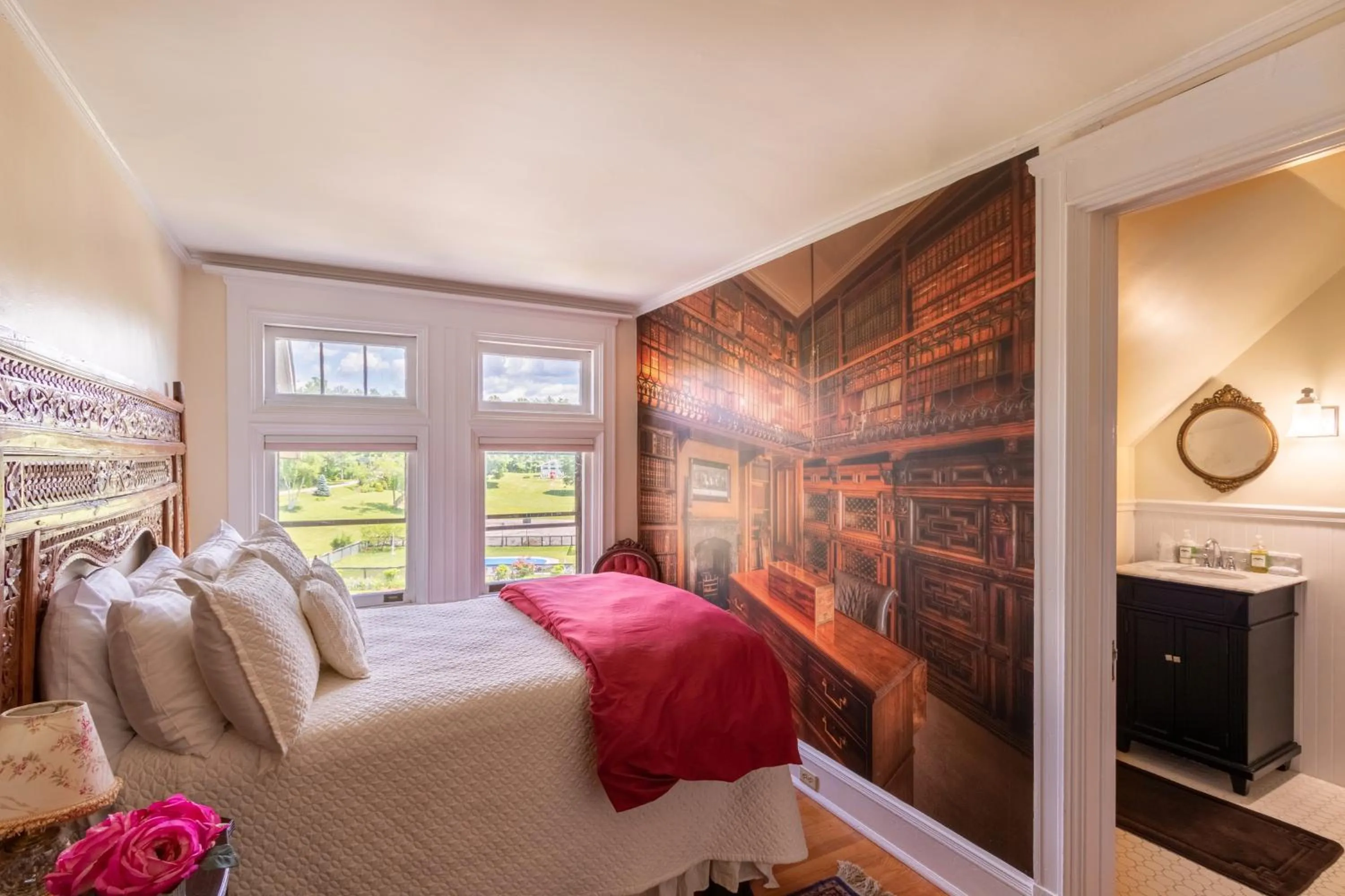 Bed in Wilburton Inn