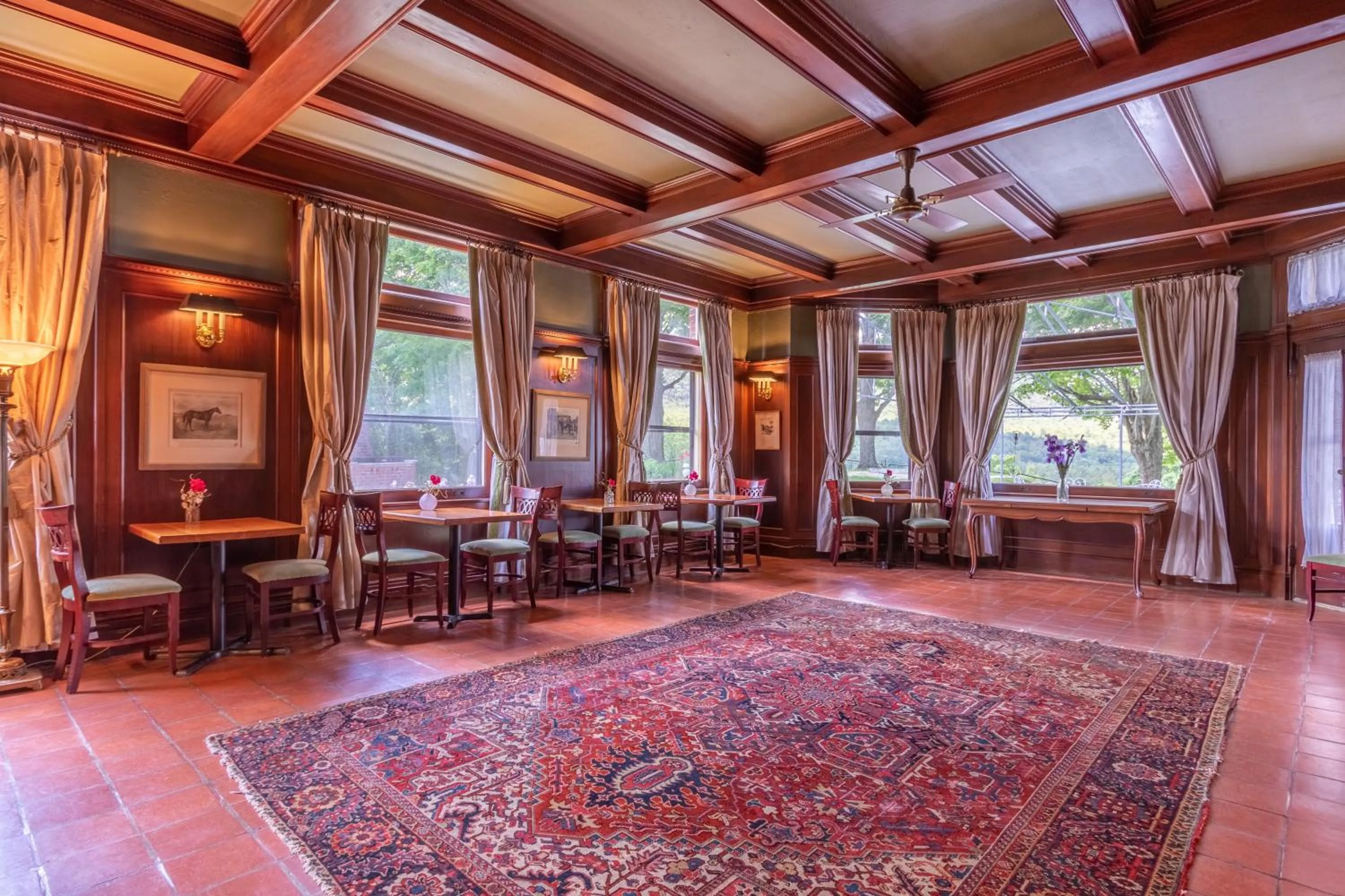 Business facilities in Wilburton Inn