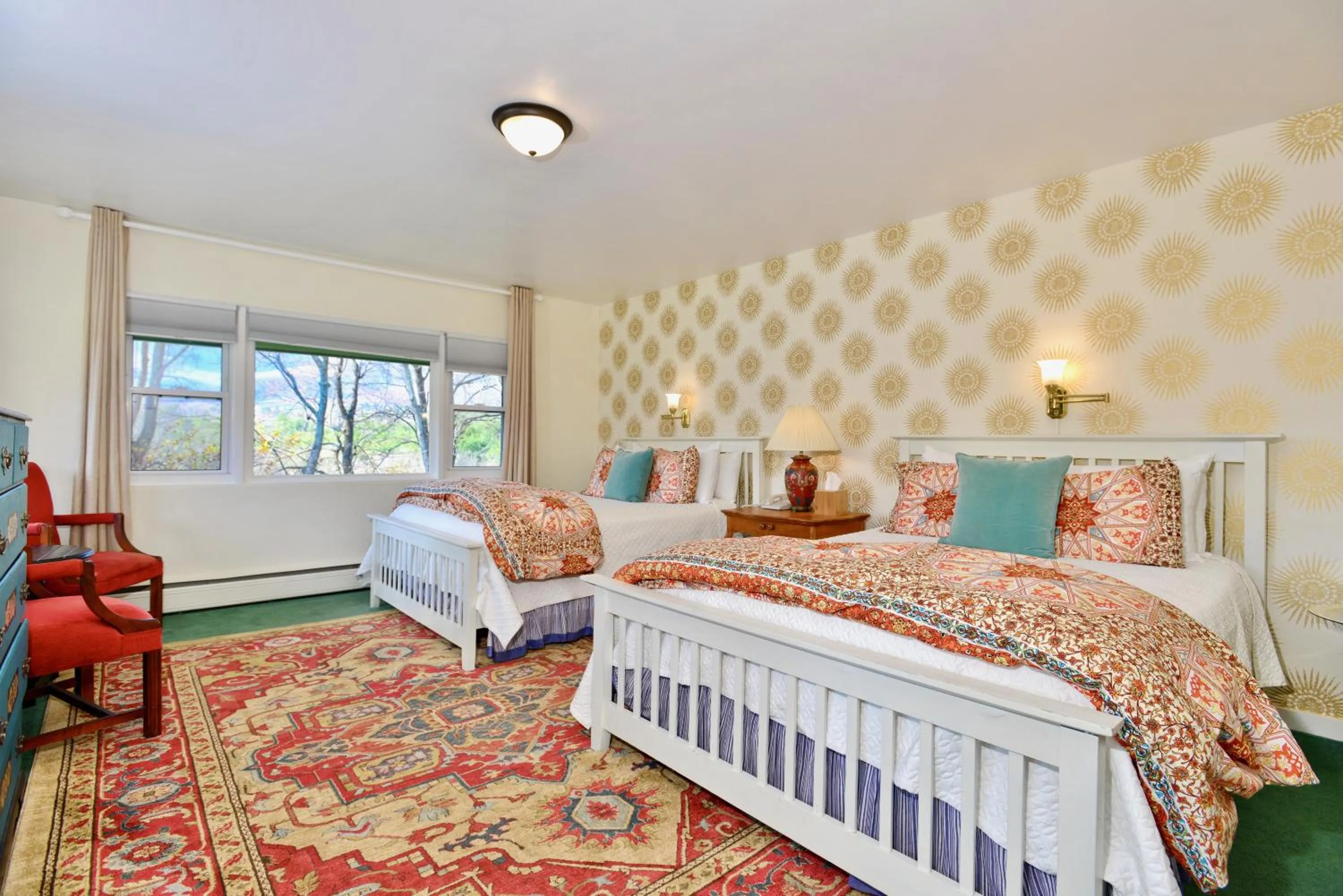 Bed in Wilburton Inn