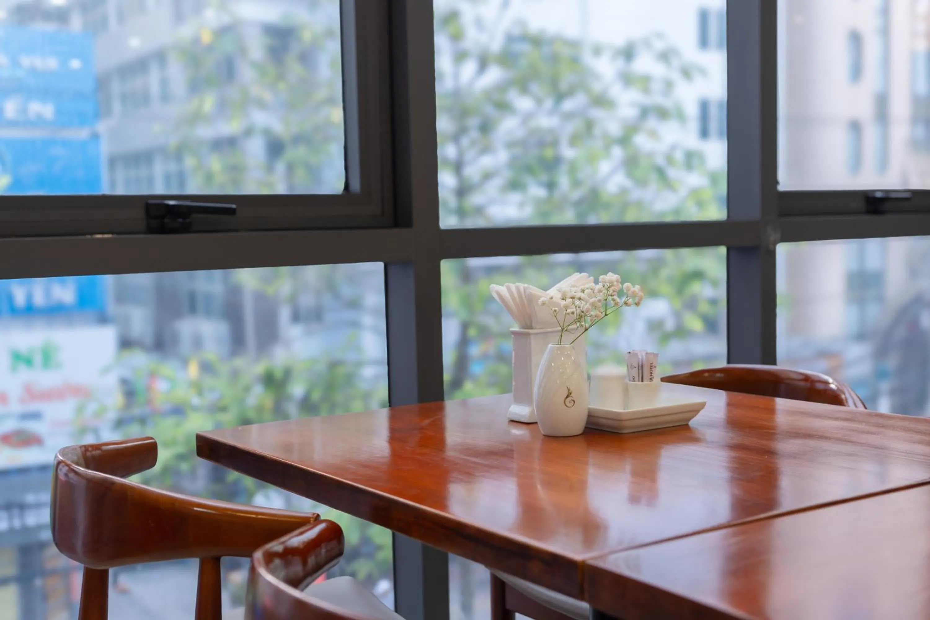 Restaurant/places to eat in Gosia Hotel