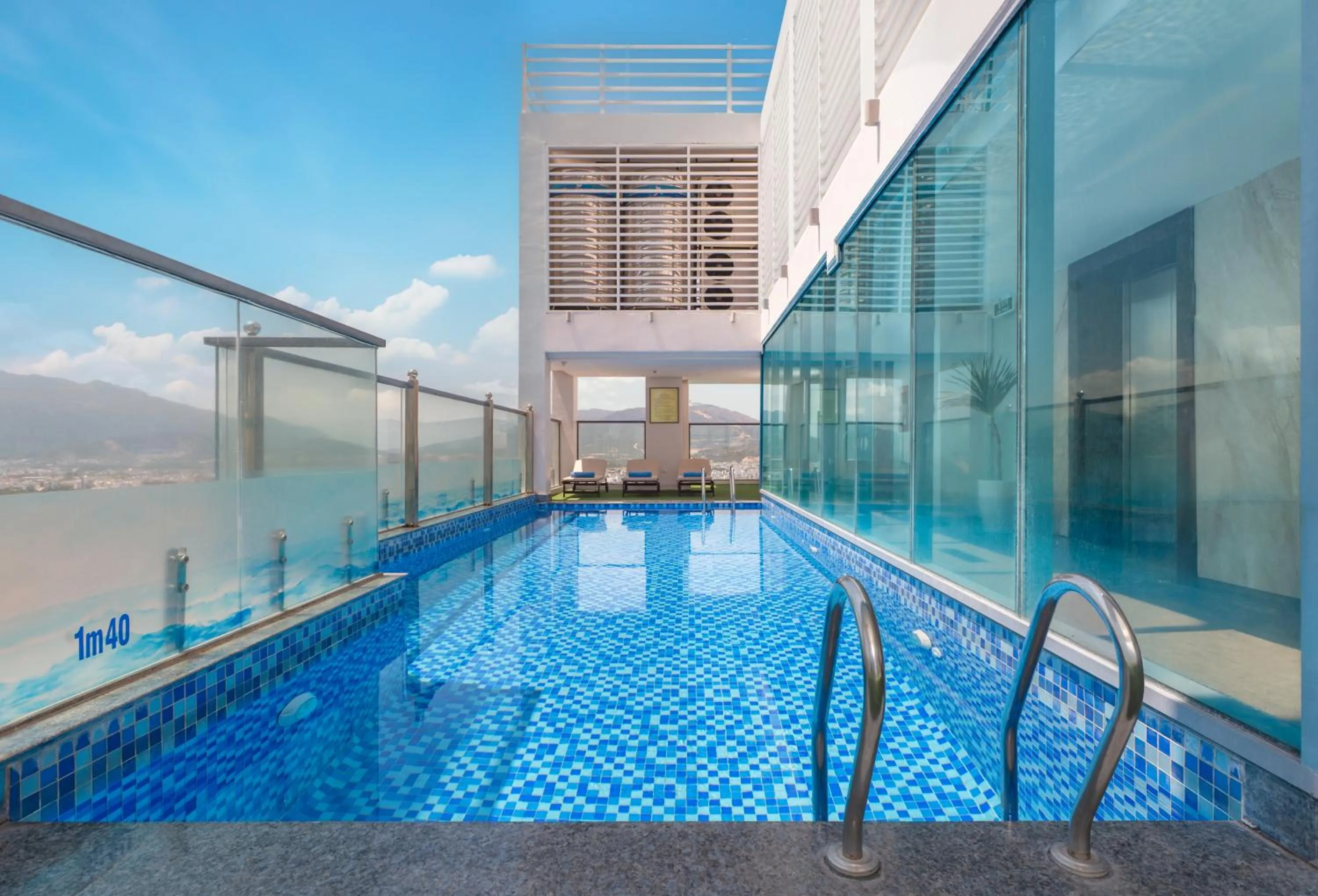 Swimming pool in Gosia Hotel