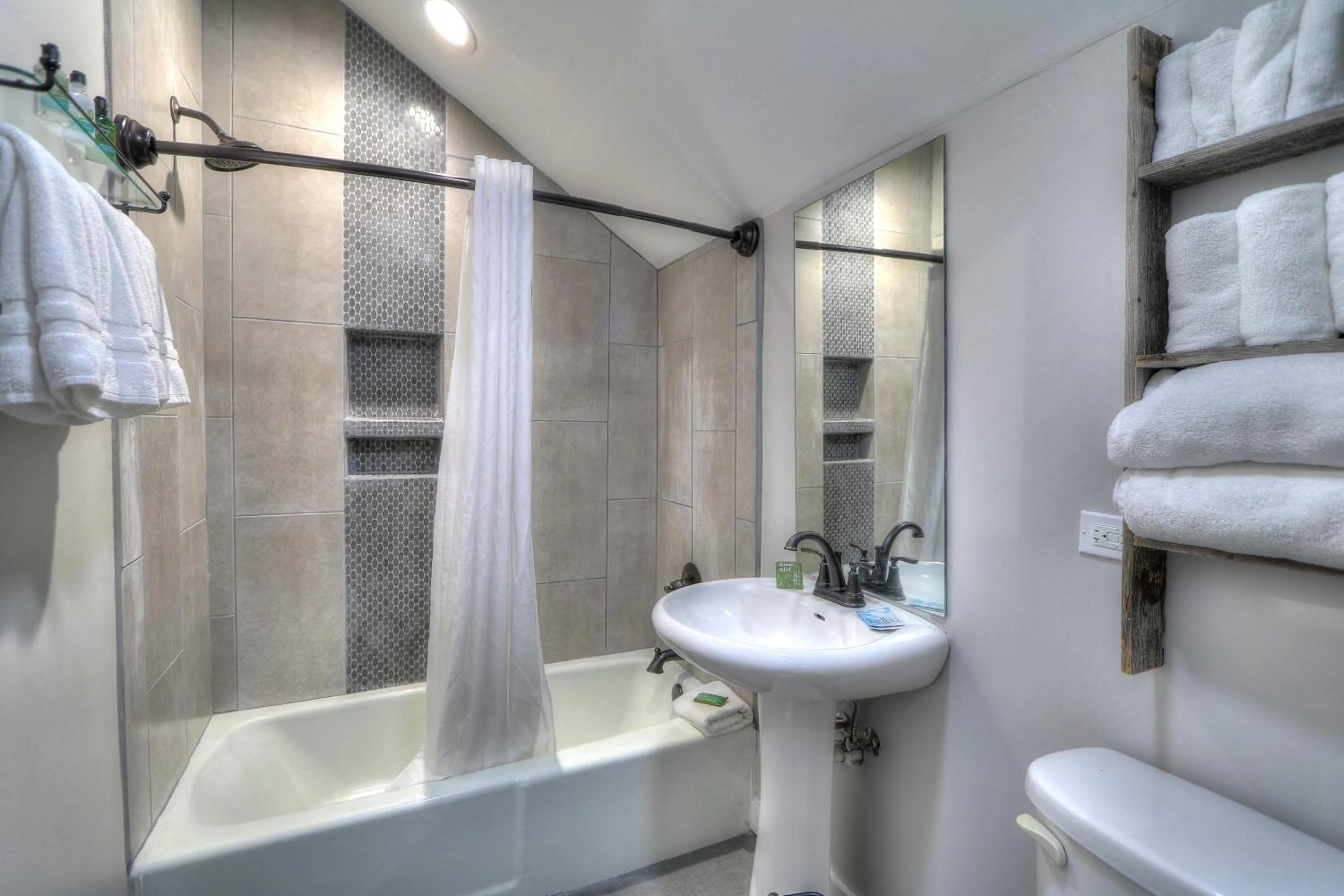 Bathroom in River Edge Inn