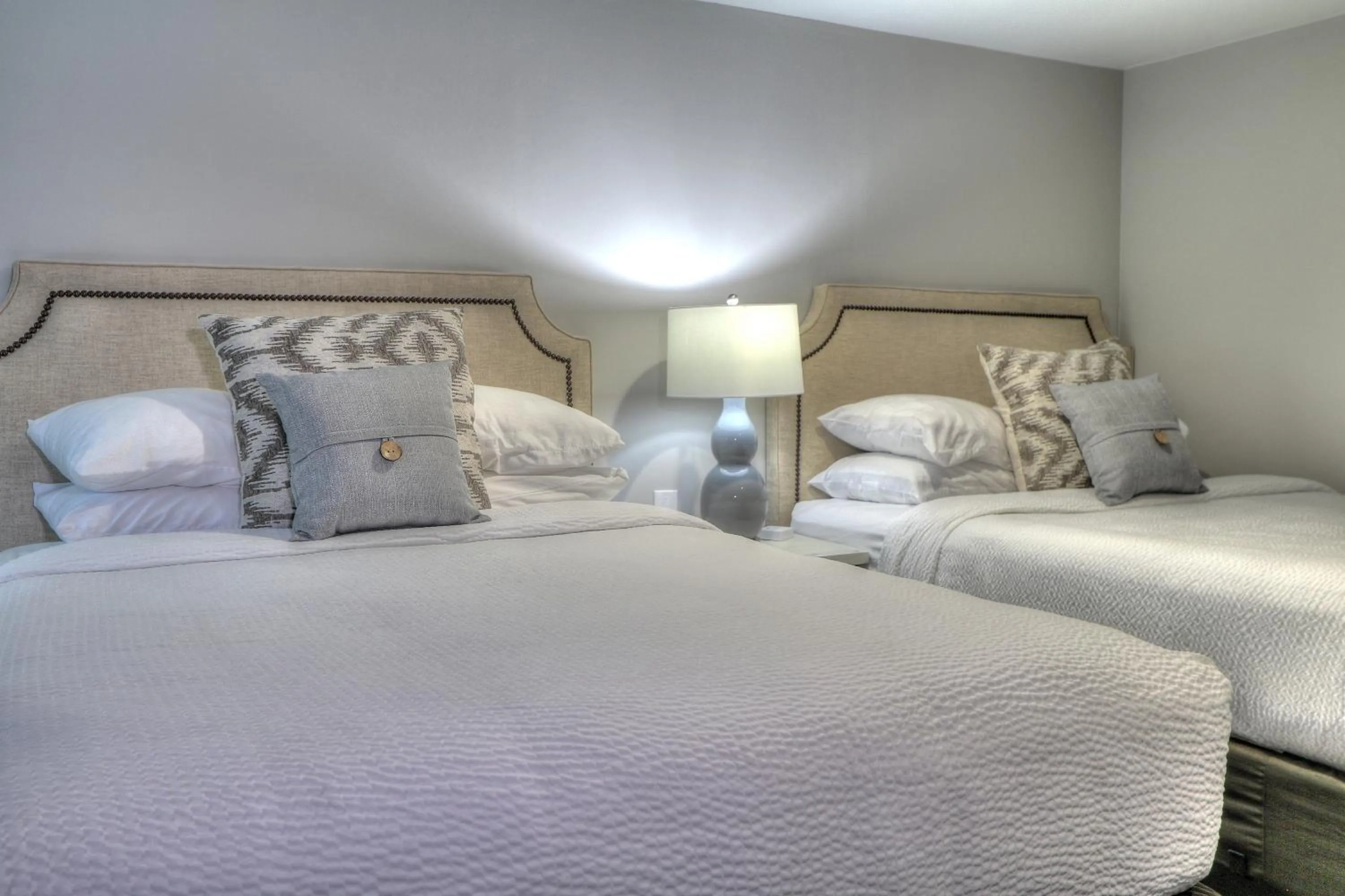 Bed in River Edge Inn