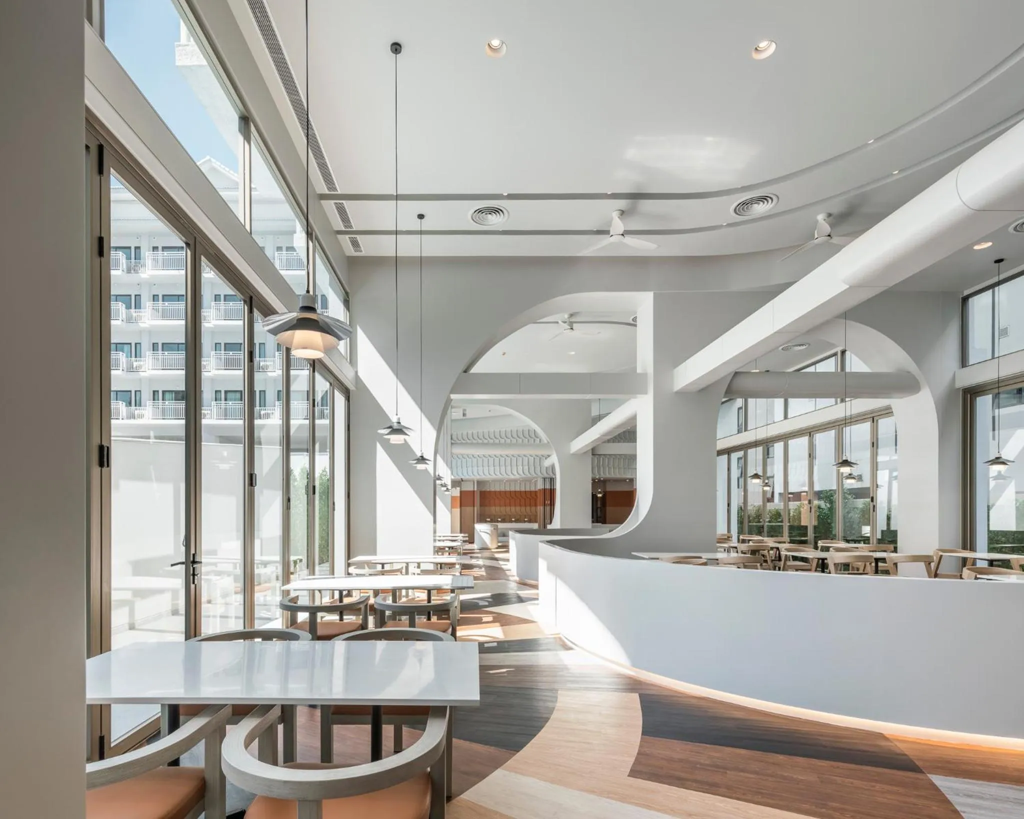 Restaurant/places to eat in Terra Nara