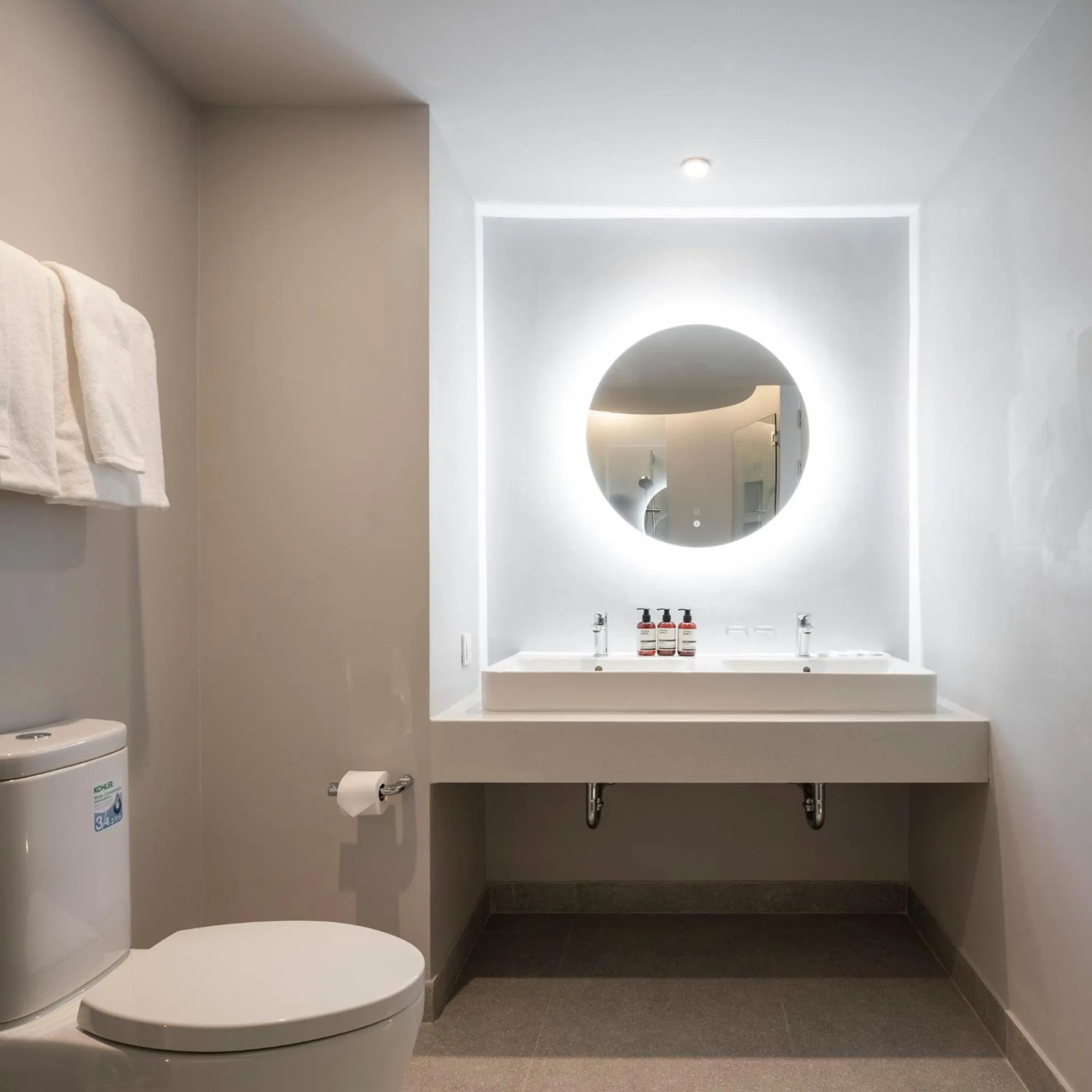 Bathroom in Terra Nara