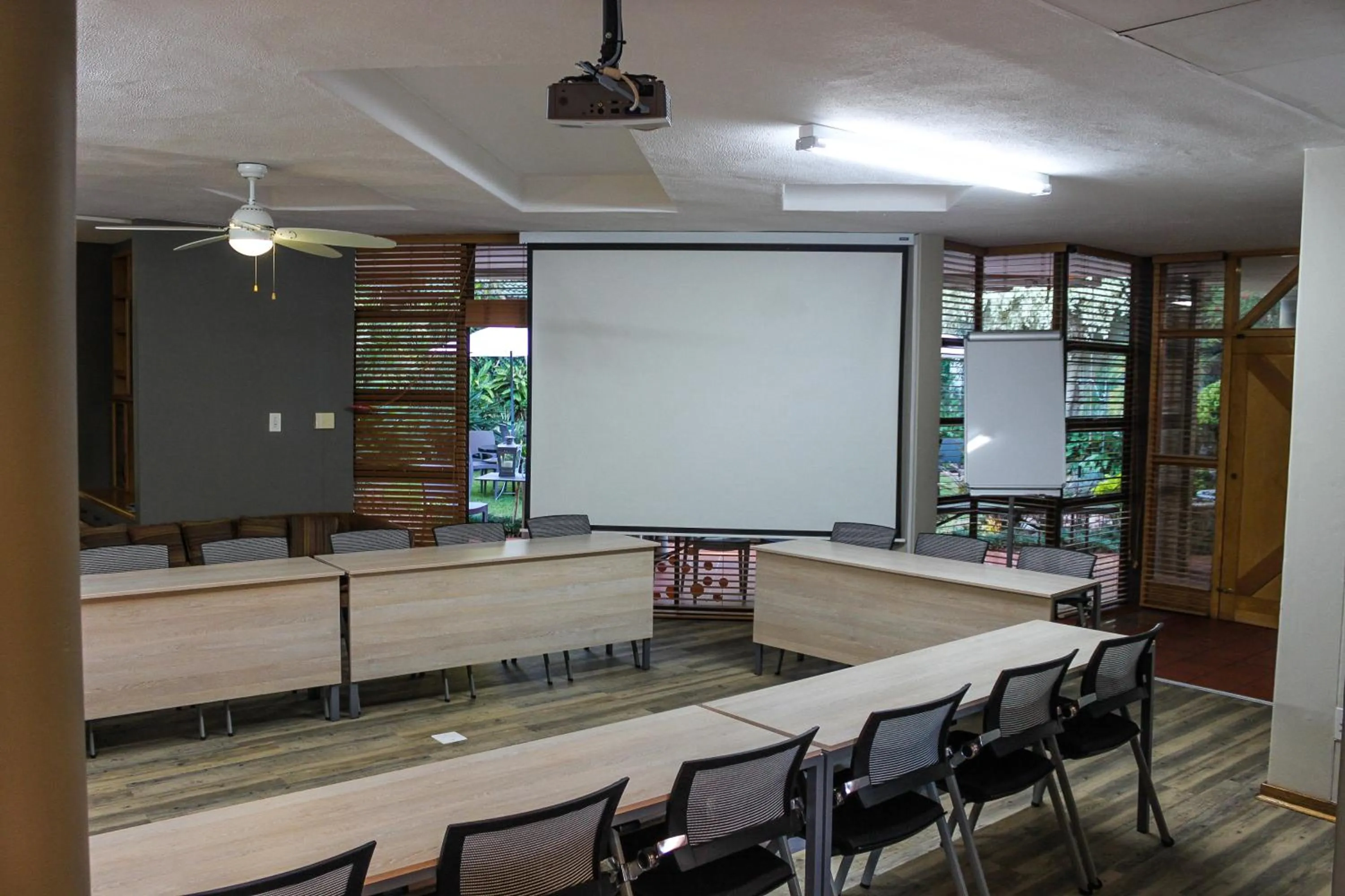 Meeting/conference room in Polo Guest House