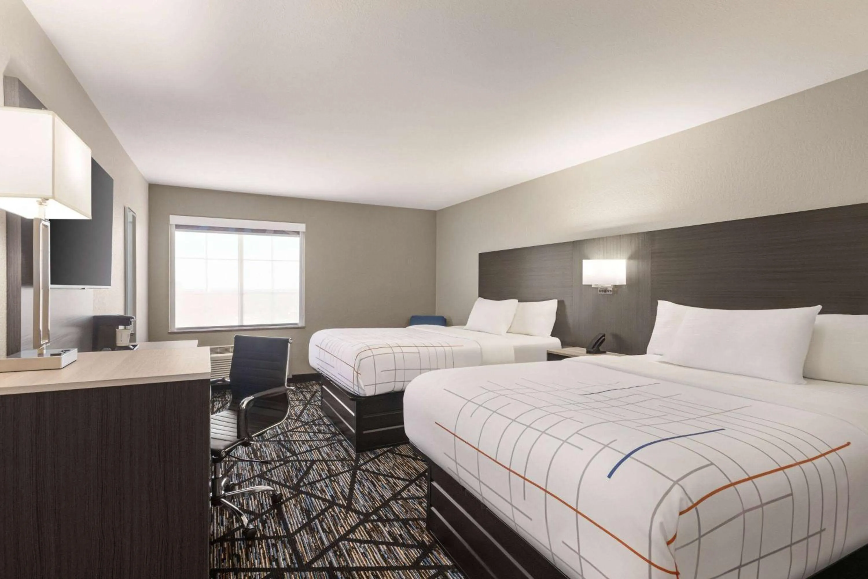 Photo of the whole room, Bed in La Quinta by Wyndham San Antonio North Stone Oak