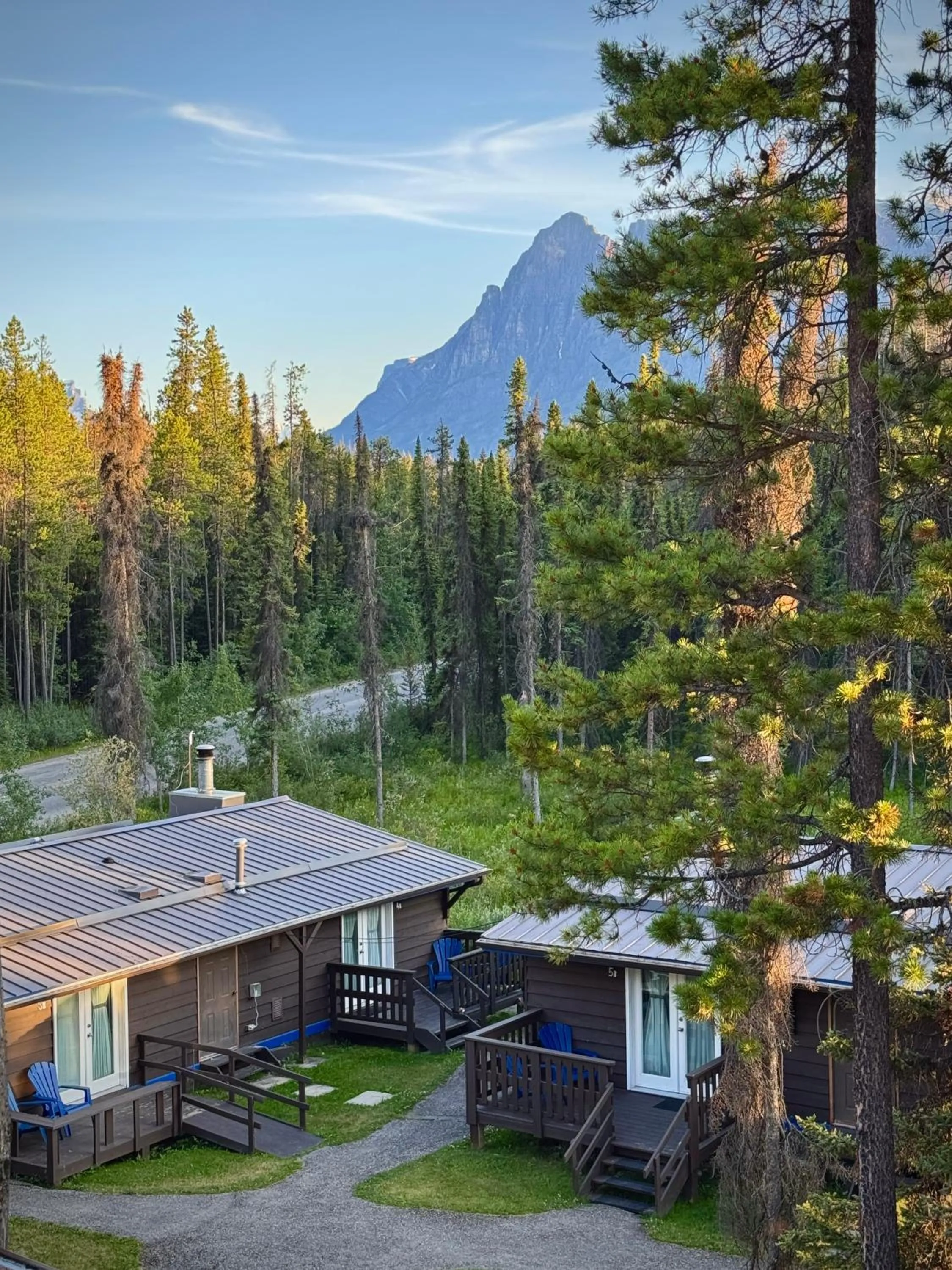 Property building in Sunwapta Falls Rocky Mountain Lodge