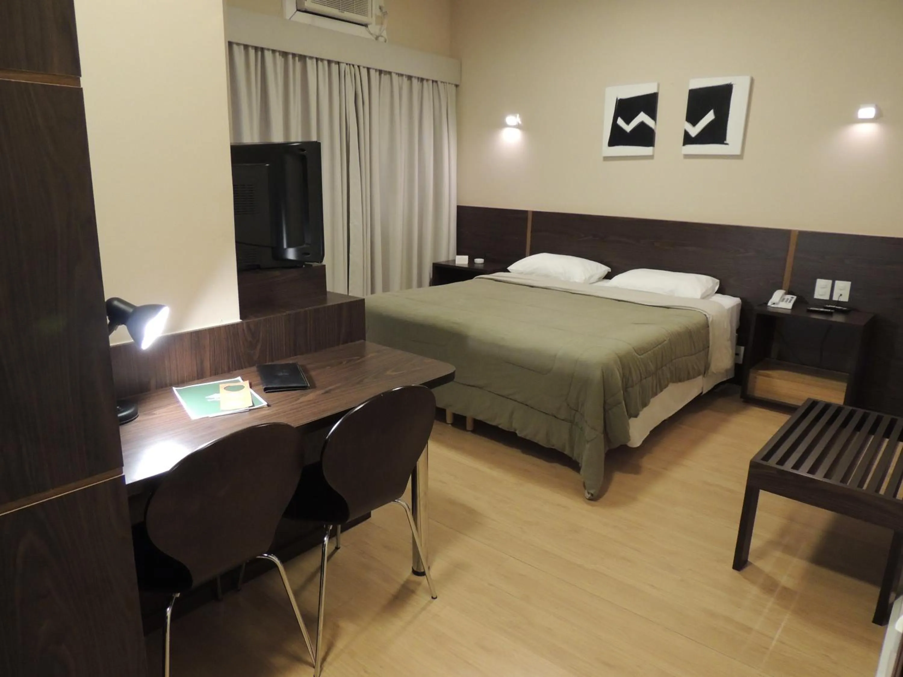 Photo of the whole room, Bed in Entremares Hotel