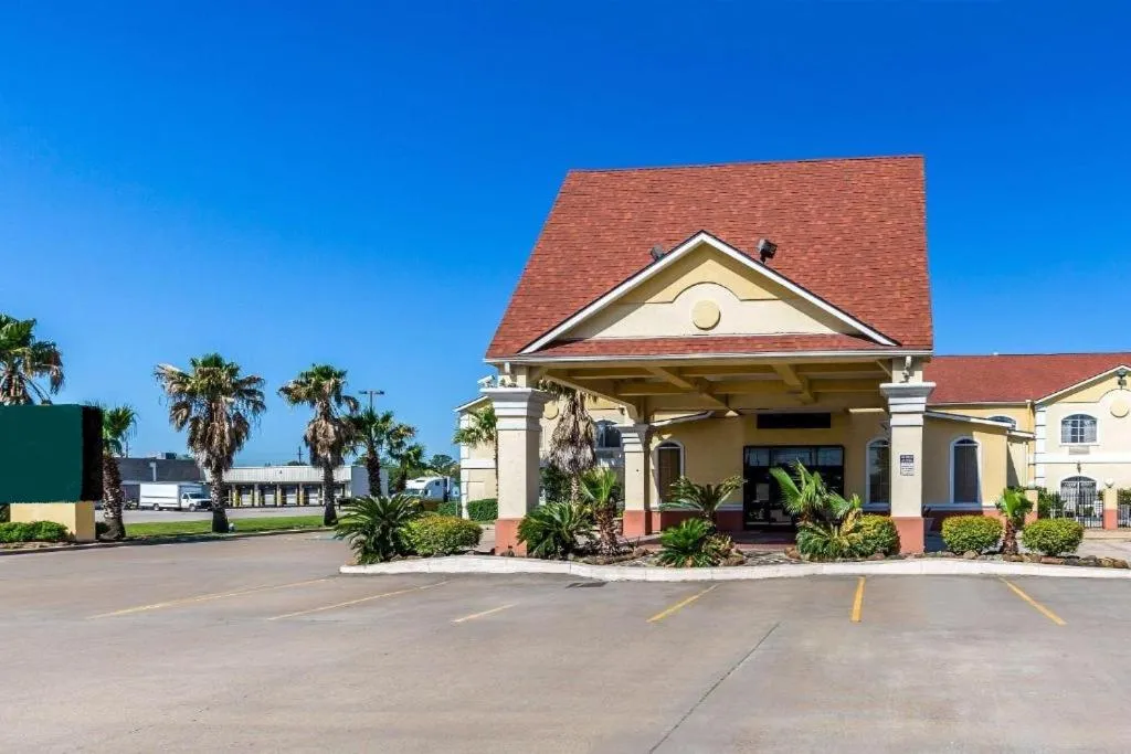 CasaBlanca Inn & Suites Houston - Spring