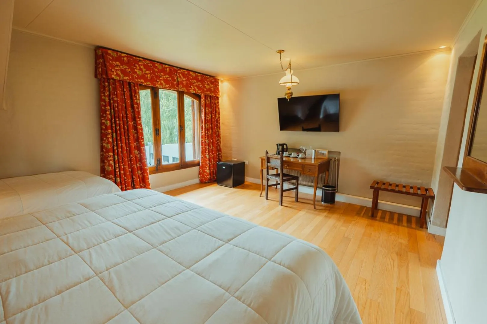 Photo of the whole room, Bed in Kau Yatún Hotel Boutique