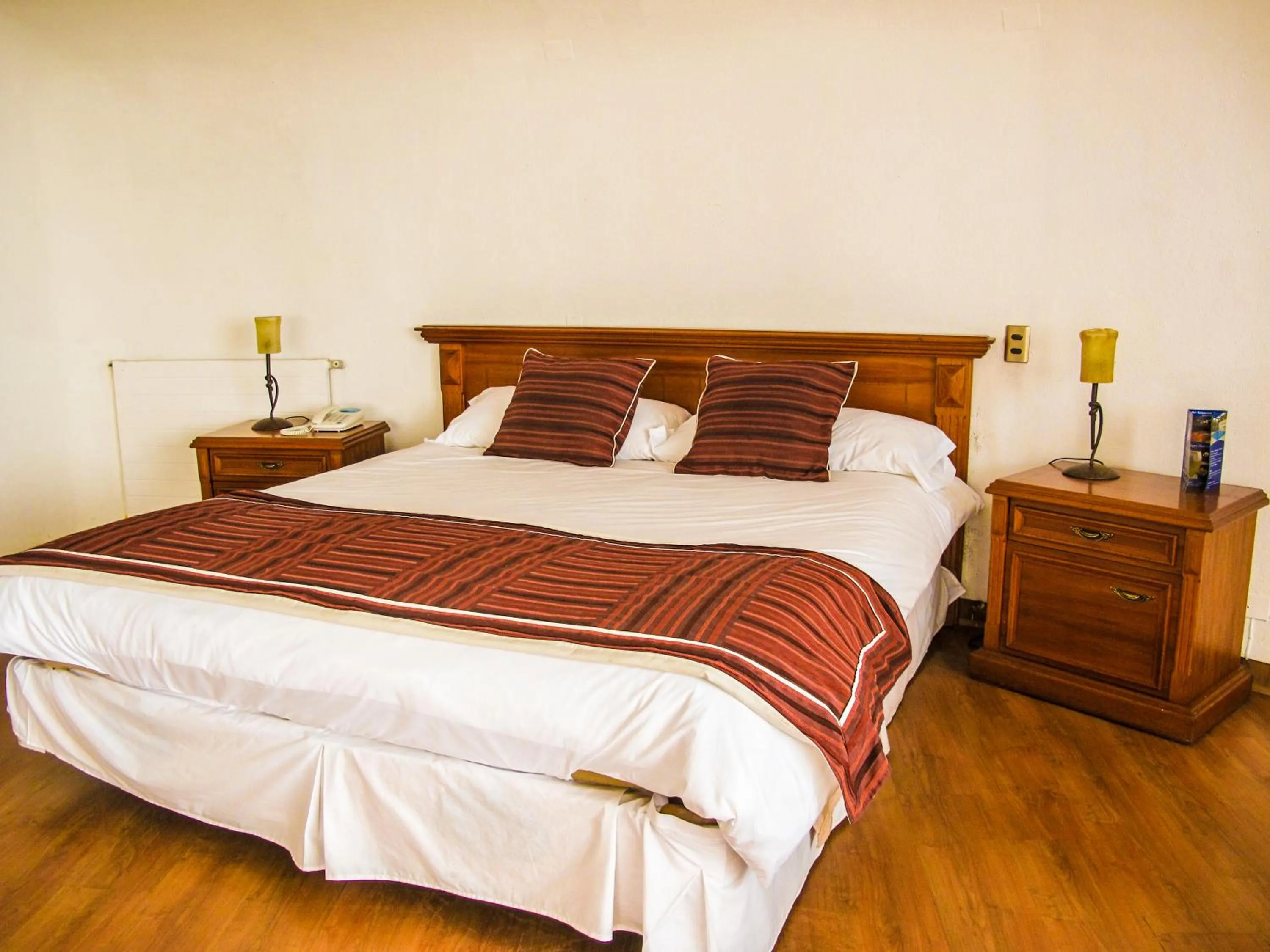 Bedroom, Bed in Hotel Montecarlo Viña del Mar