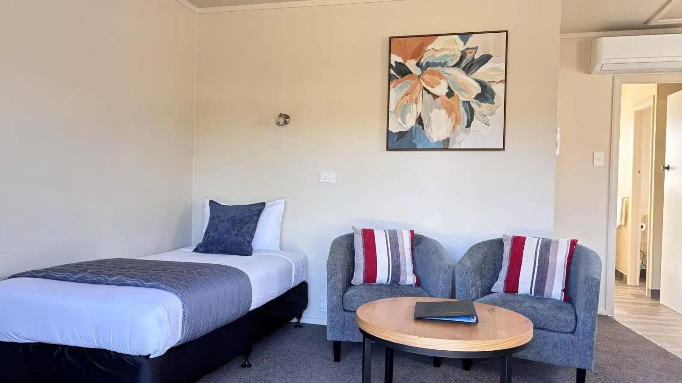 One-Bedroom Family Apartment in Arcadia Motel One-Bedroom Family Apartment in Arcadia Motel