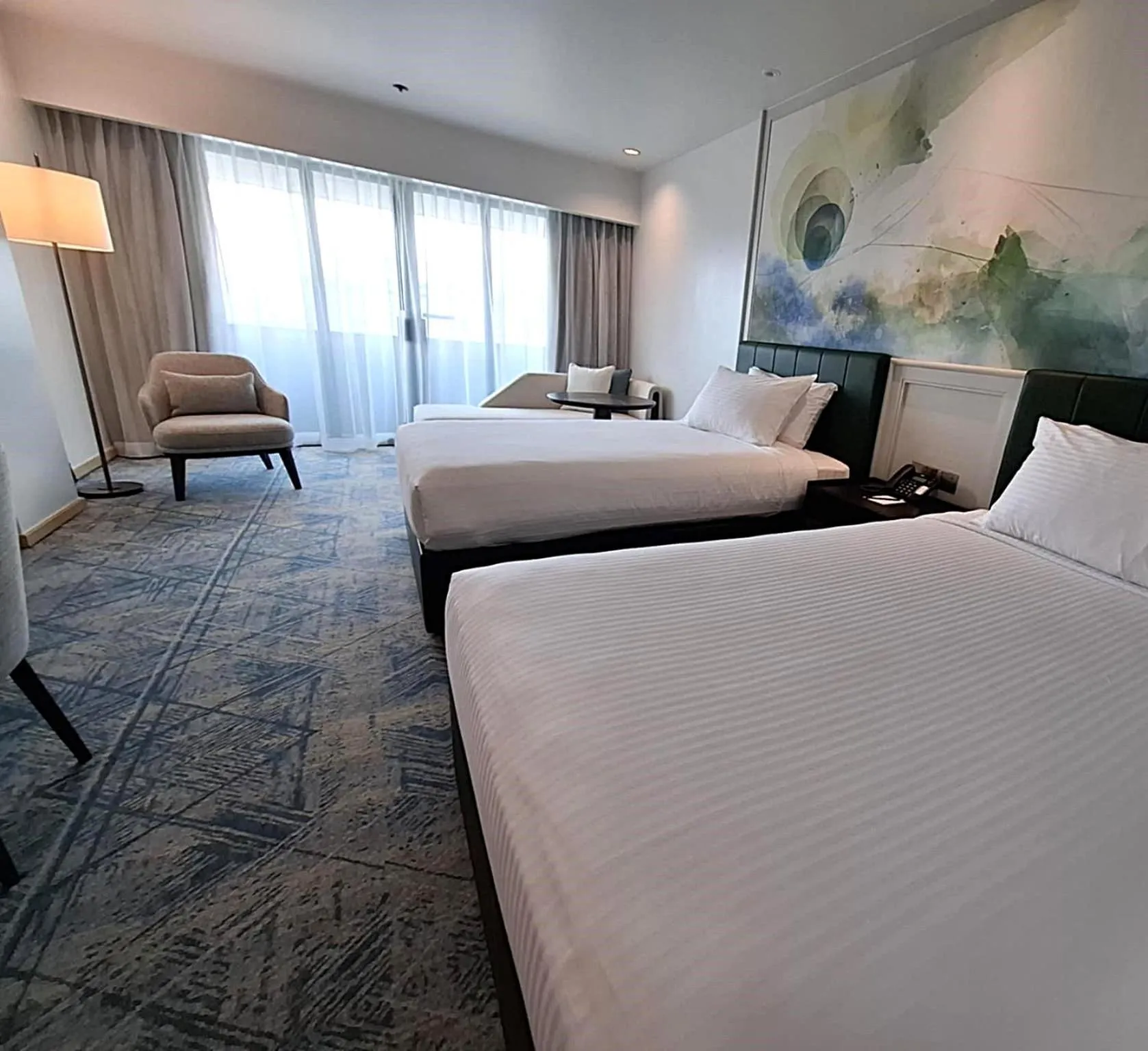 Guests, Bed in The Heritage Hotel Manila