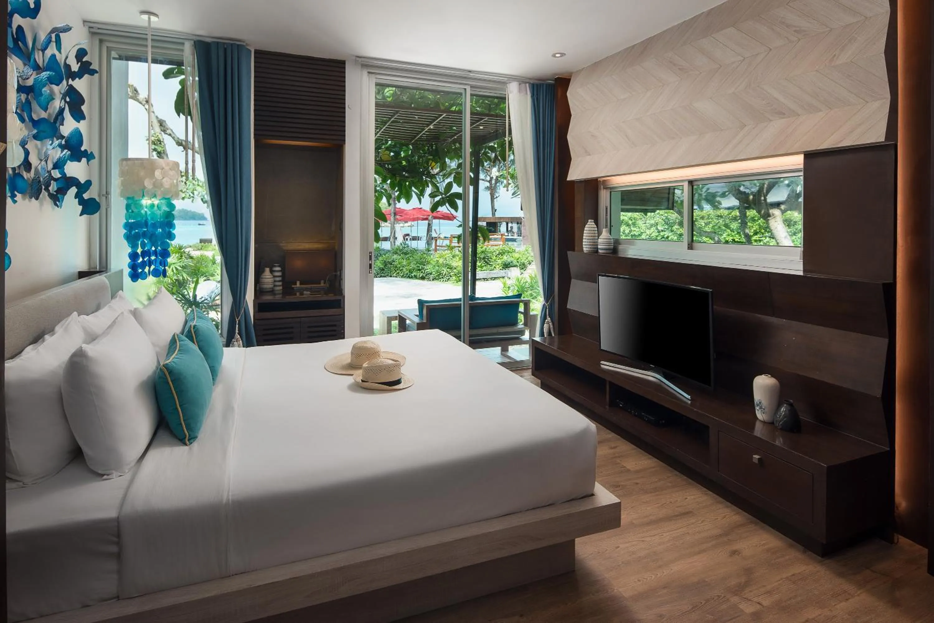 Bedroom, Bed in Idyllic Concept Resort