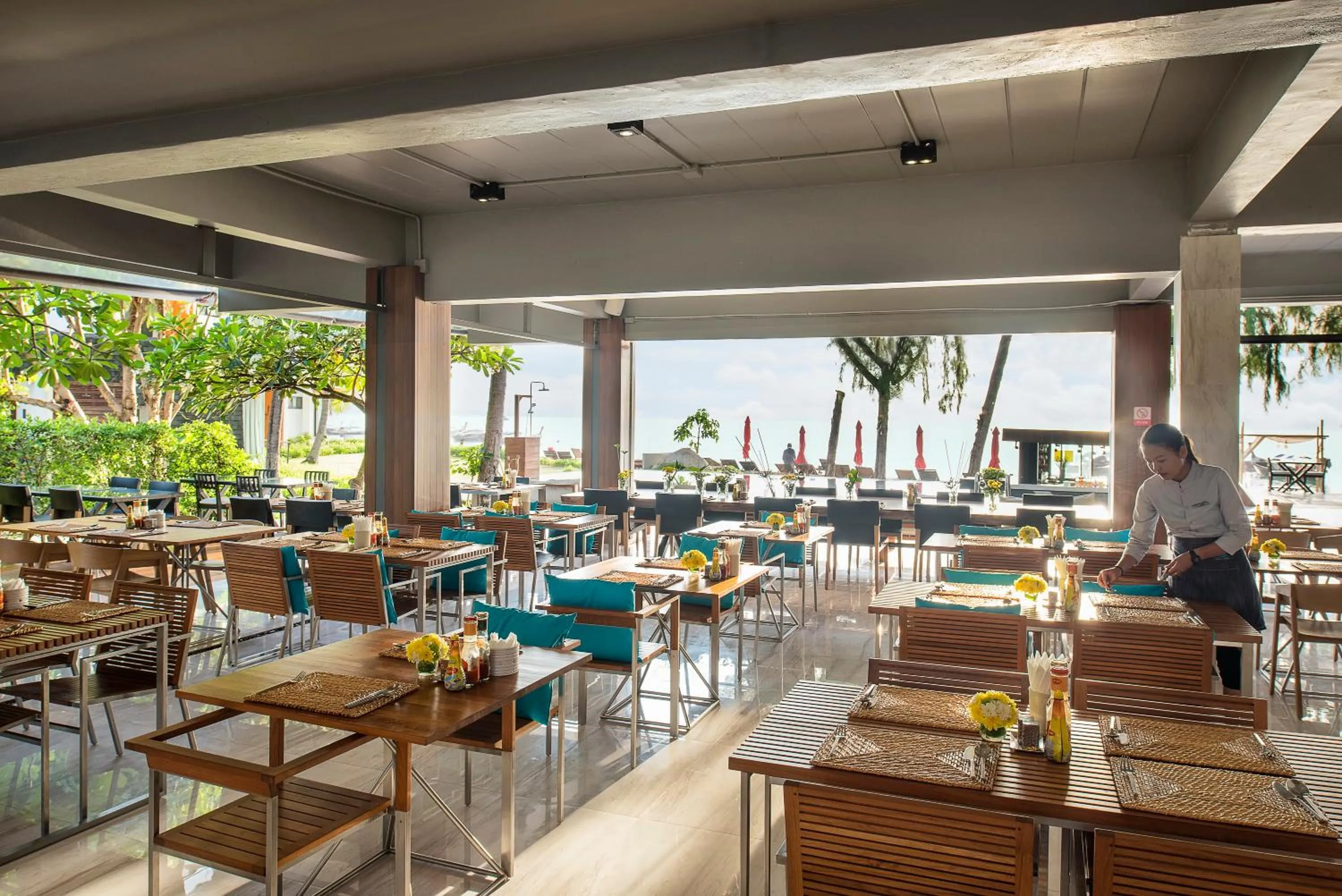 Restaurant/places to eat in Idyllic Concept Resort