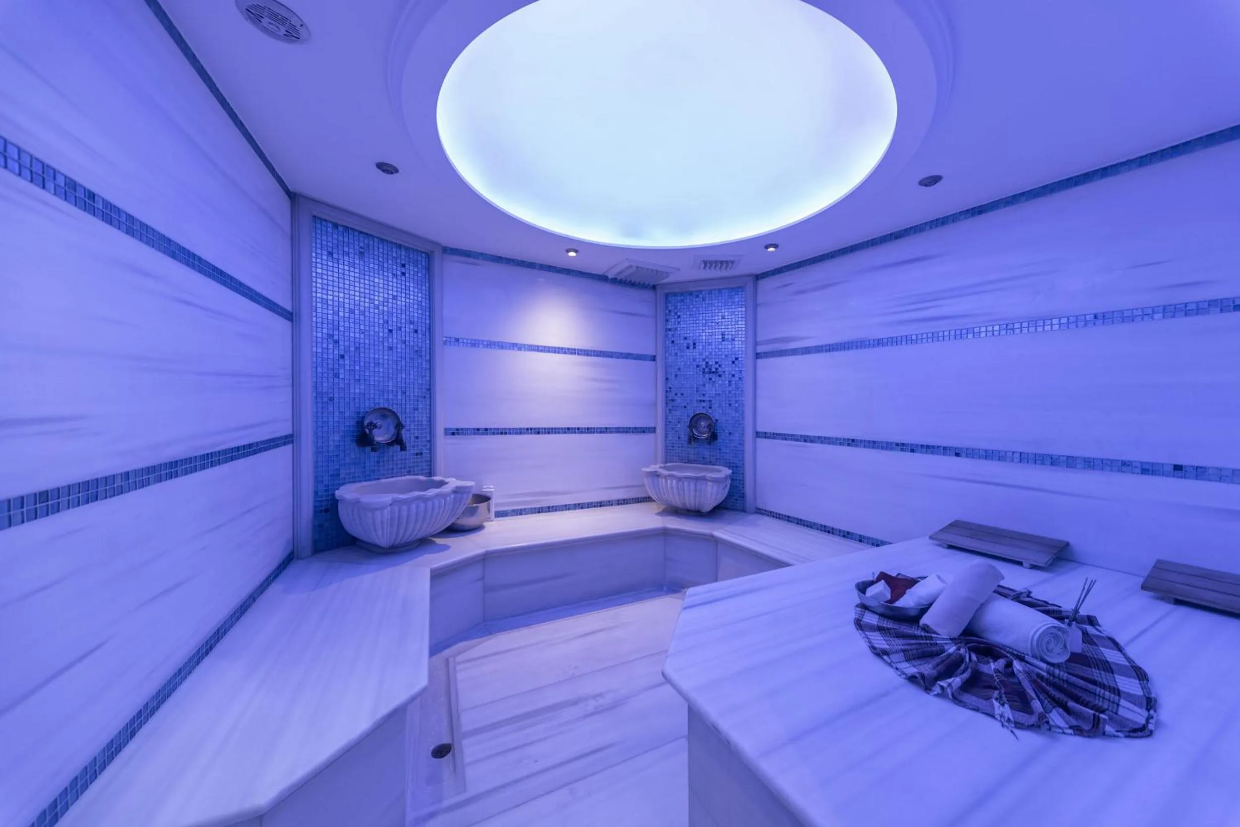 Public Bath in Senabil Hotel Old City & Spa