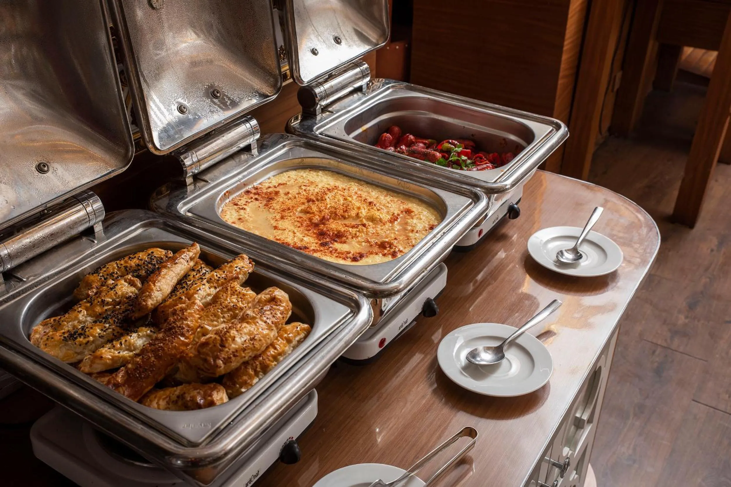 Food and drinks in Senabil Hotel Old City & Spa