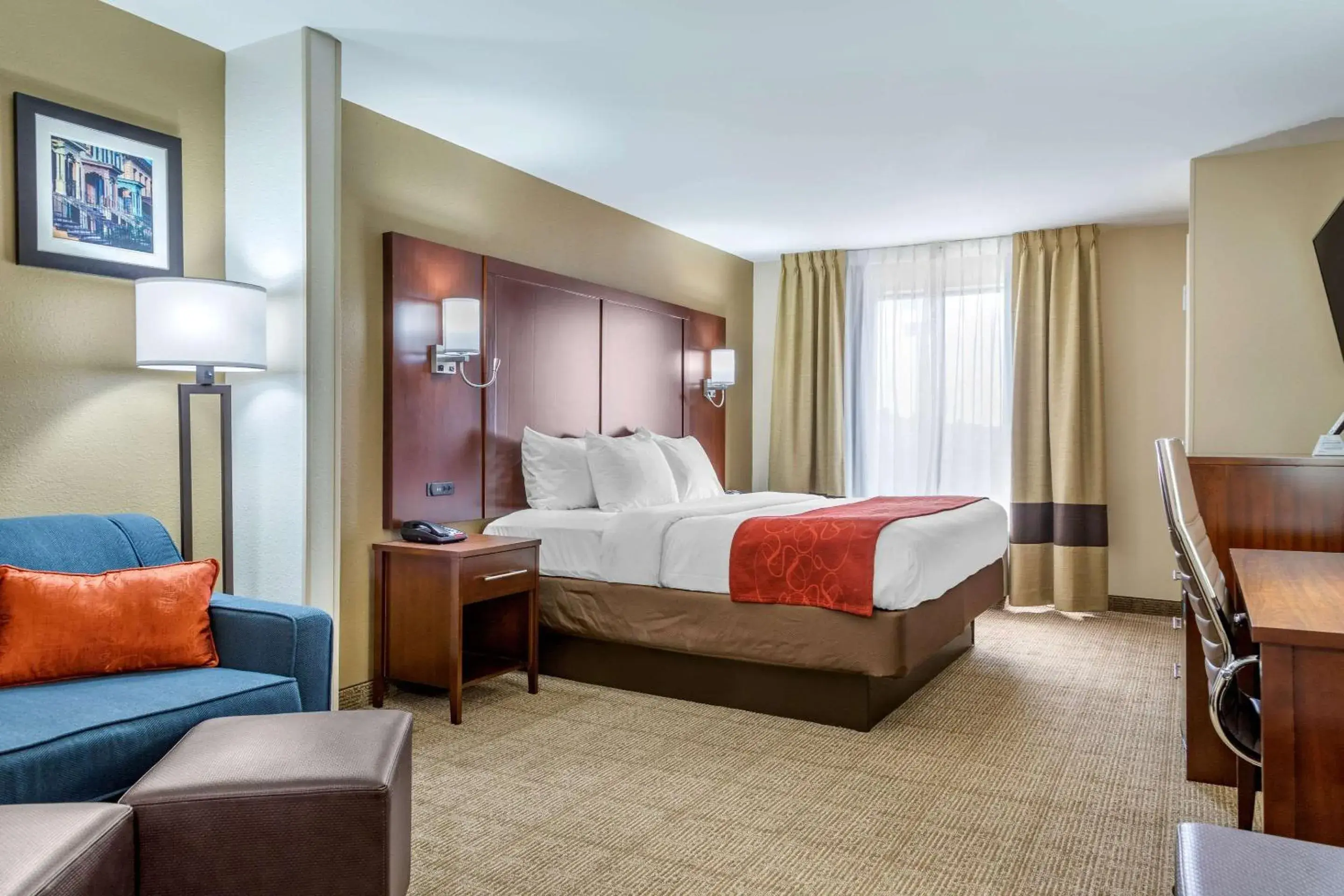 King Suite - Non-Smoking in Comfort Suites Savannah Gateway I-95 King Suite - Non-Smoking in Comfort Suites Savannah Gateway I-95